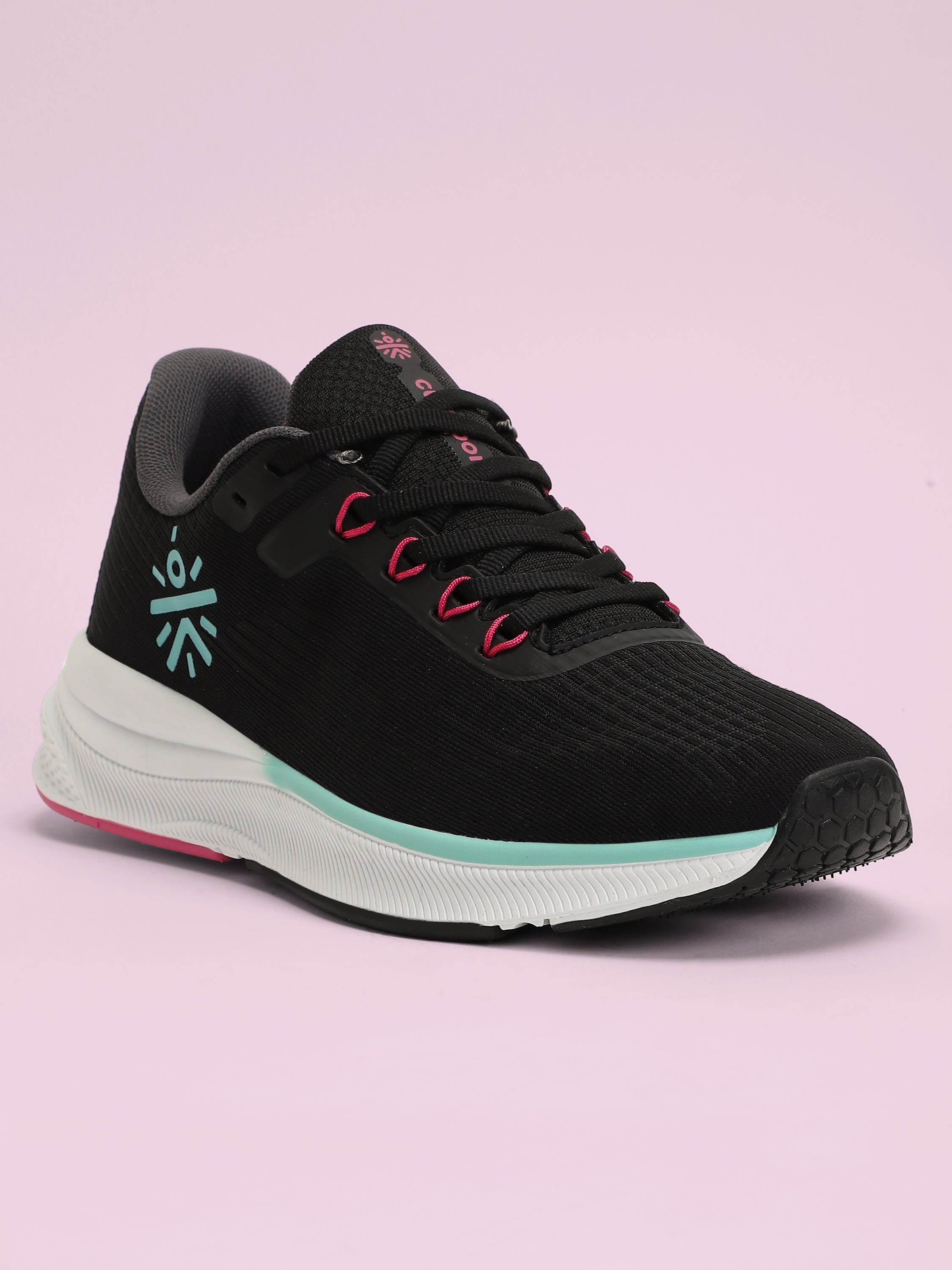 cult Thunderbird Women Running Shoes - Black