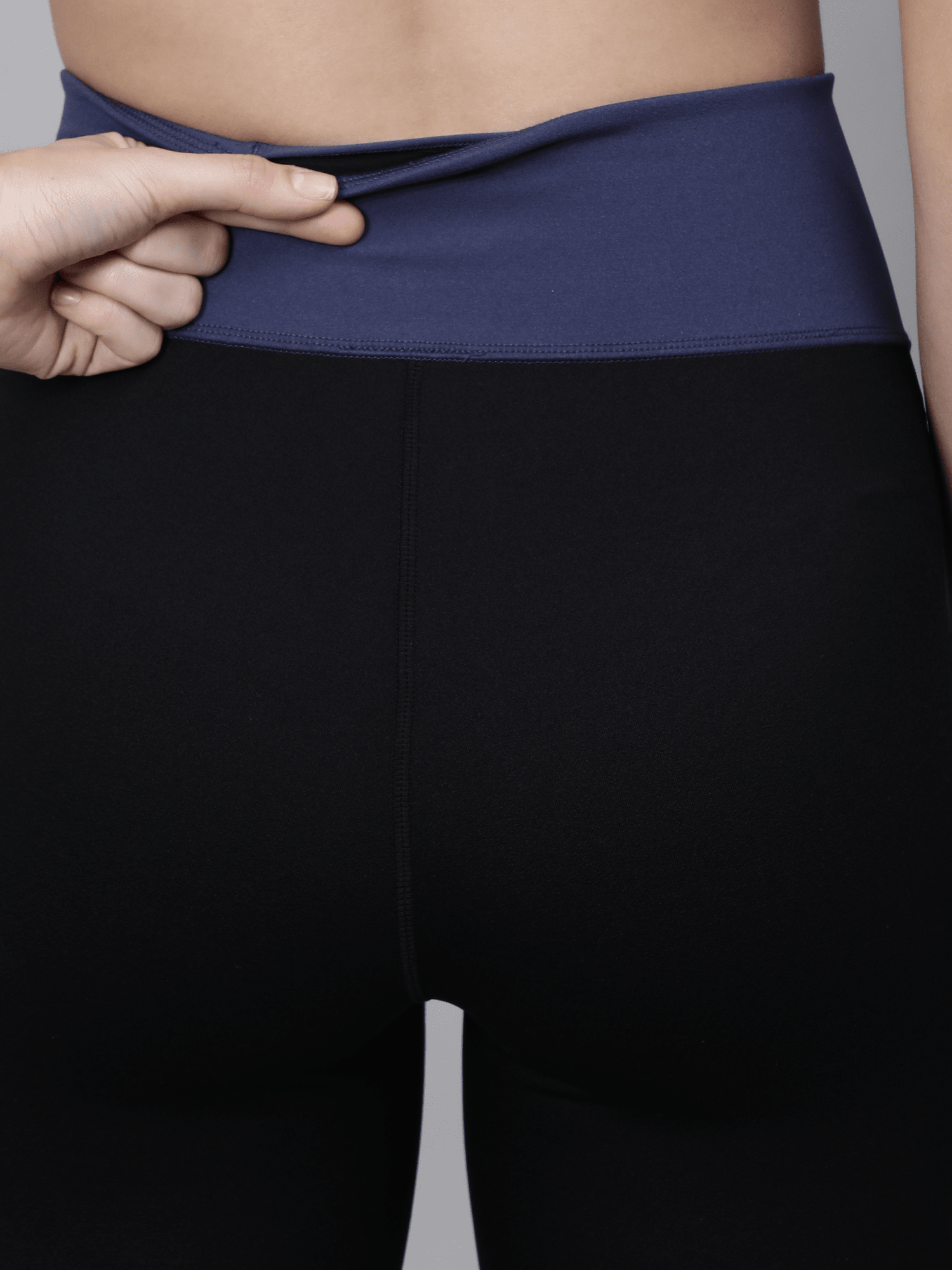 AbsoluteFit Enhance Black+Navy Workout Leggings