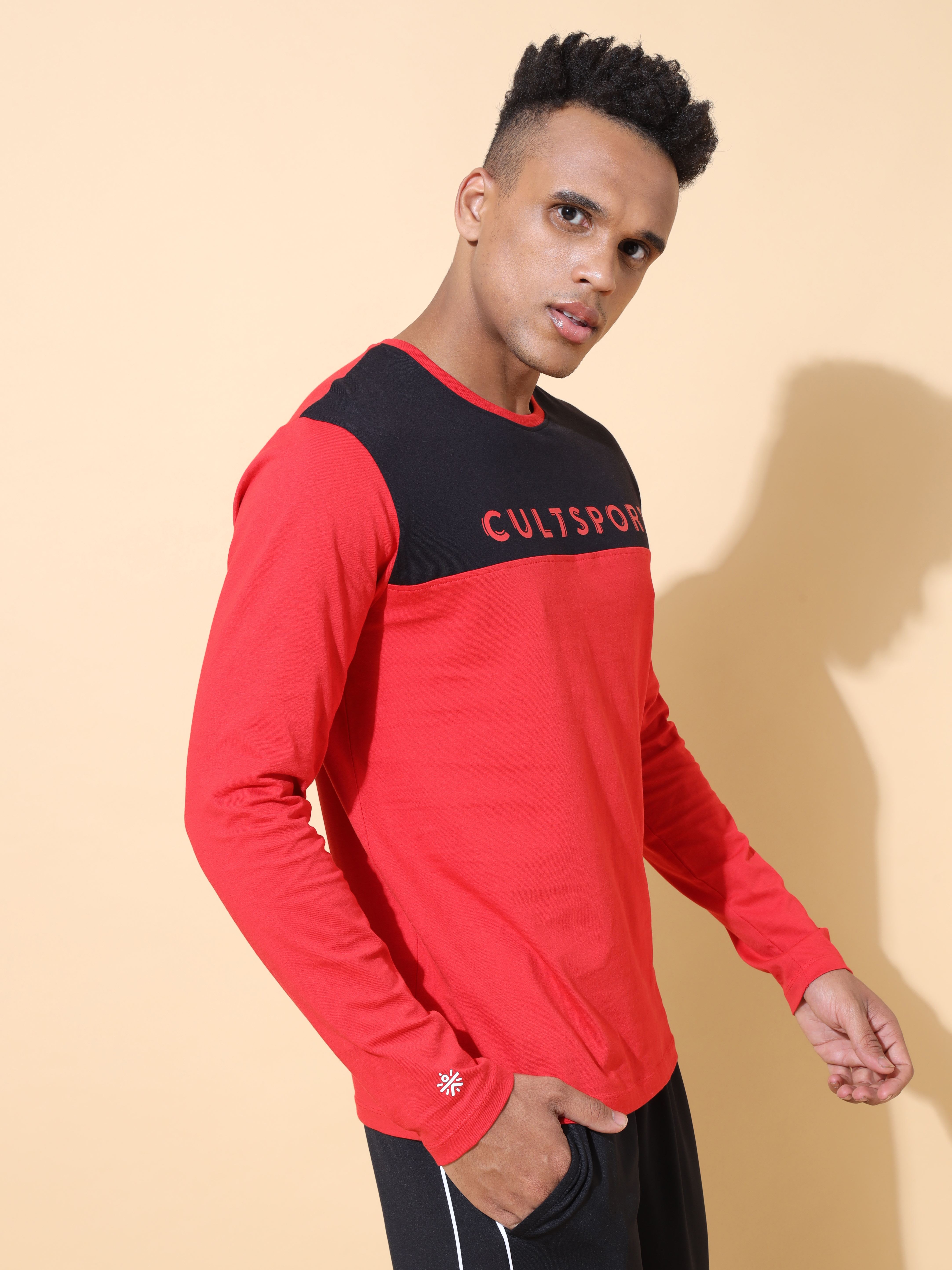 Colourblock Comfort T-shirt with Graphic