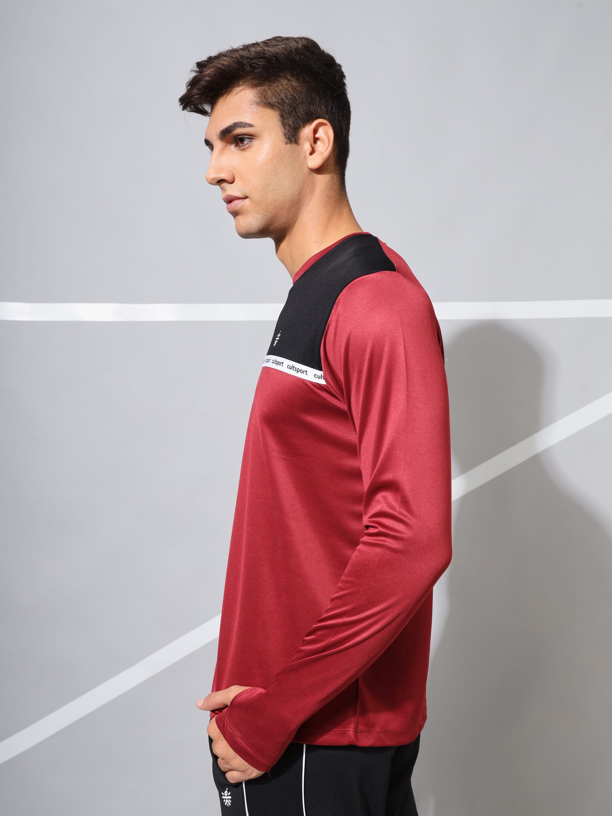 Colourblock Active T-shirt with Thumbholes