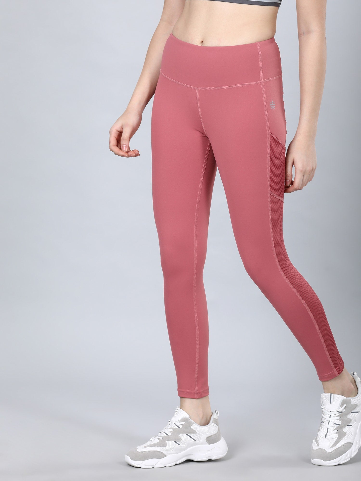 Absolute Fit High Spirit Rose Mesh Leggings