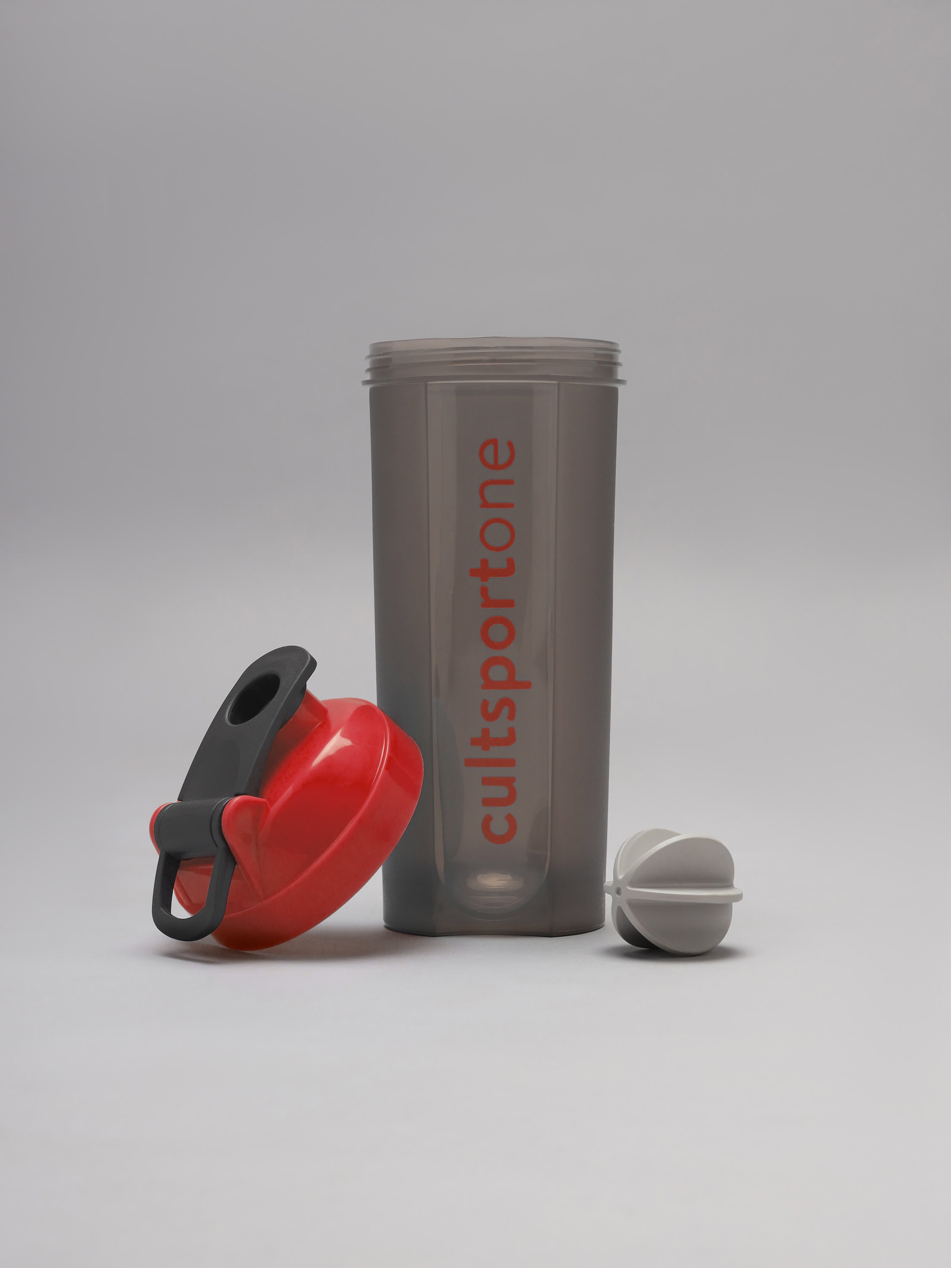 Spill Proof Flip Top Shaker with Blender Ball