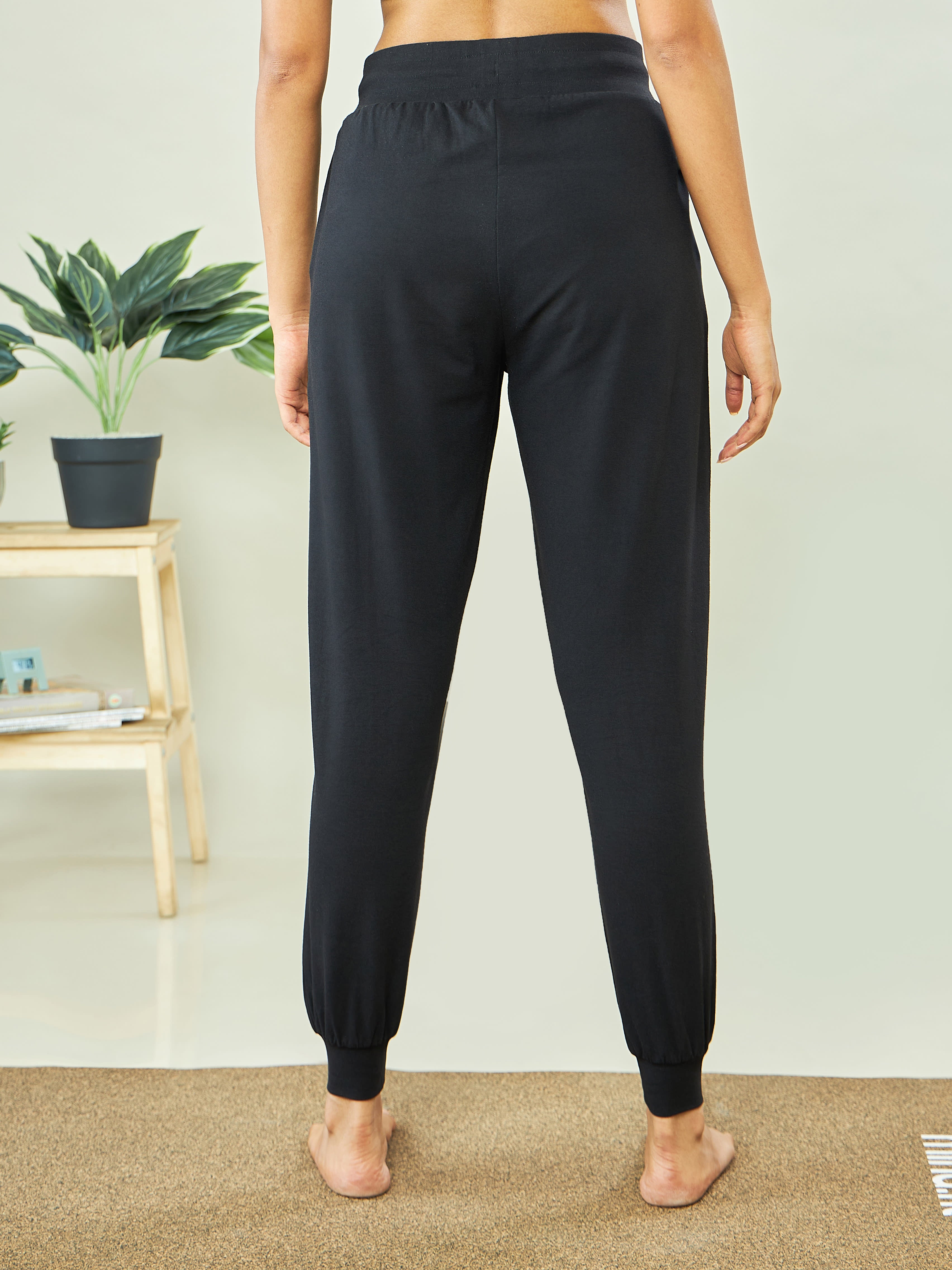 Solid Active Joggers with Pockets