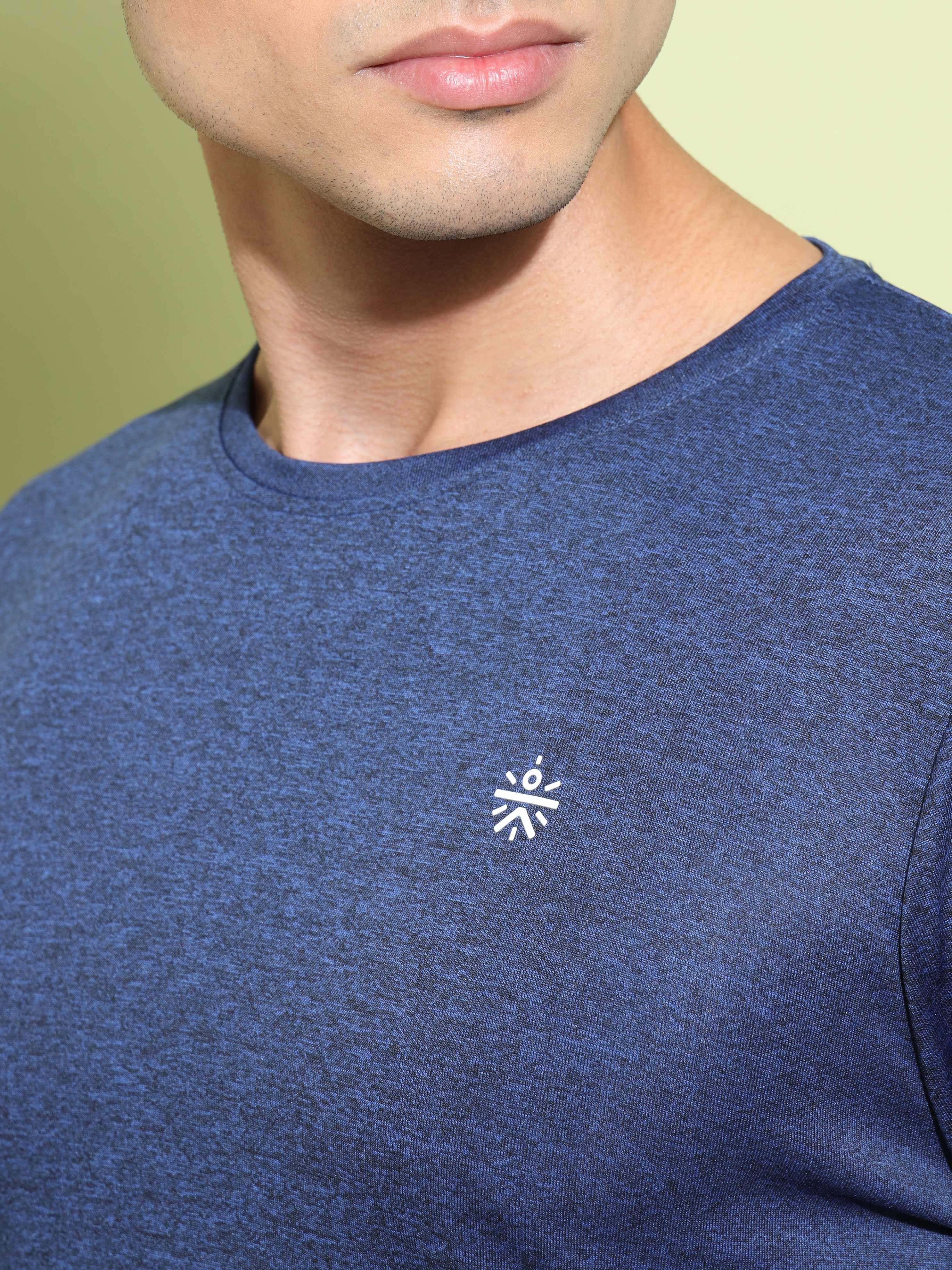 Melange Performance T-shirt with Thumbholes