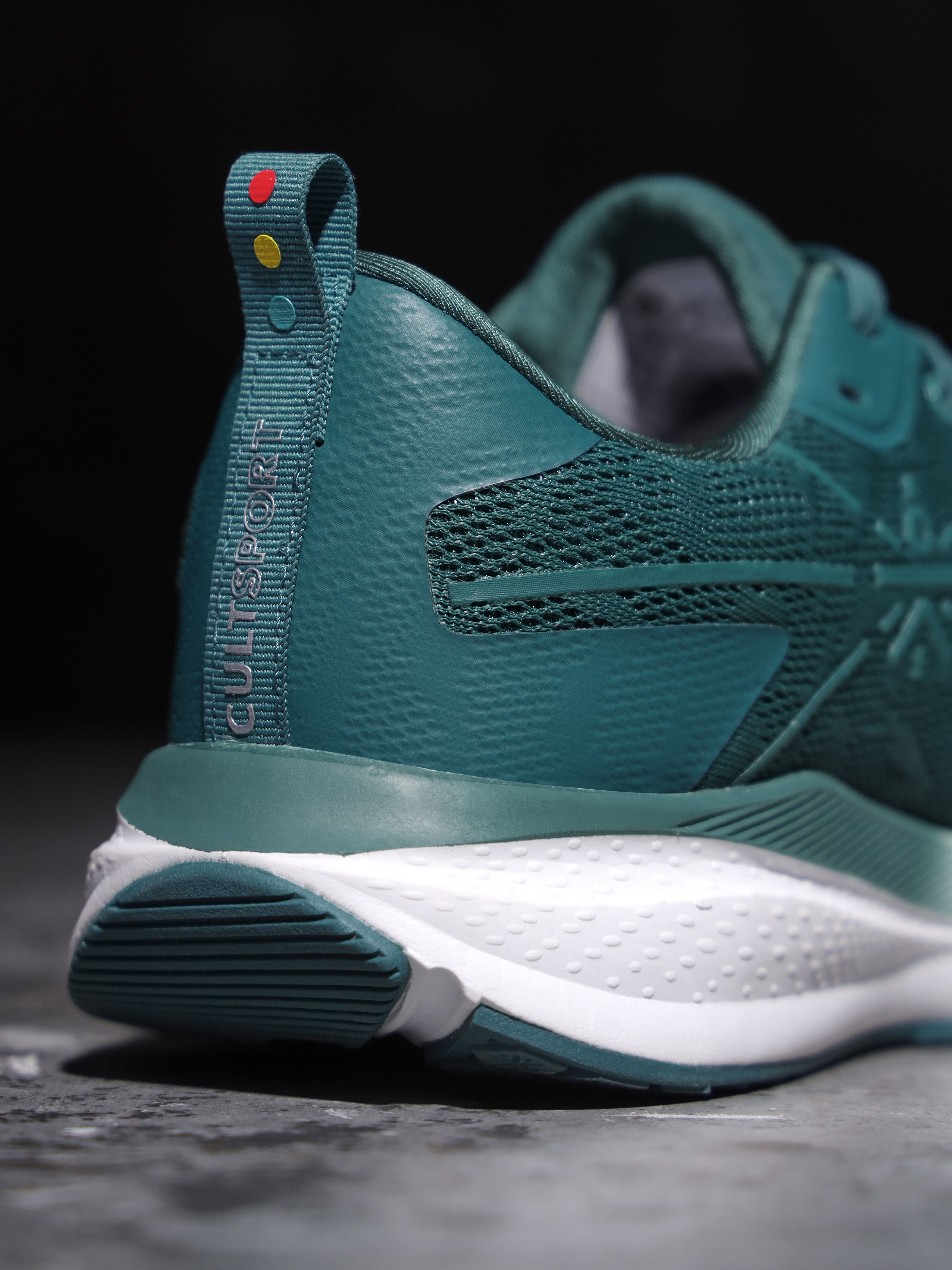 cult Flomo Women Running Shoes - Green/Teal