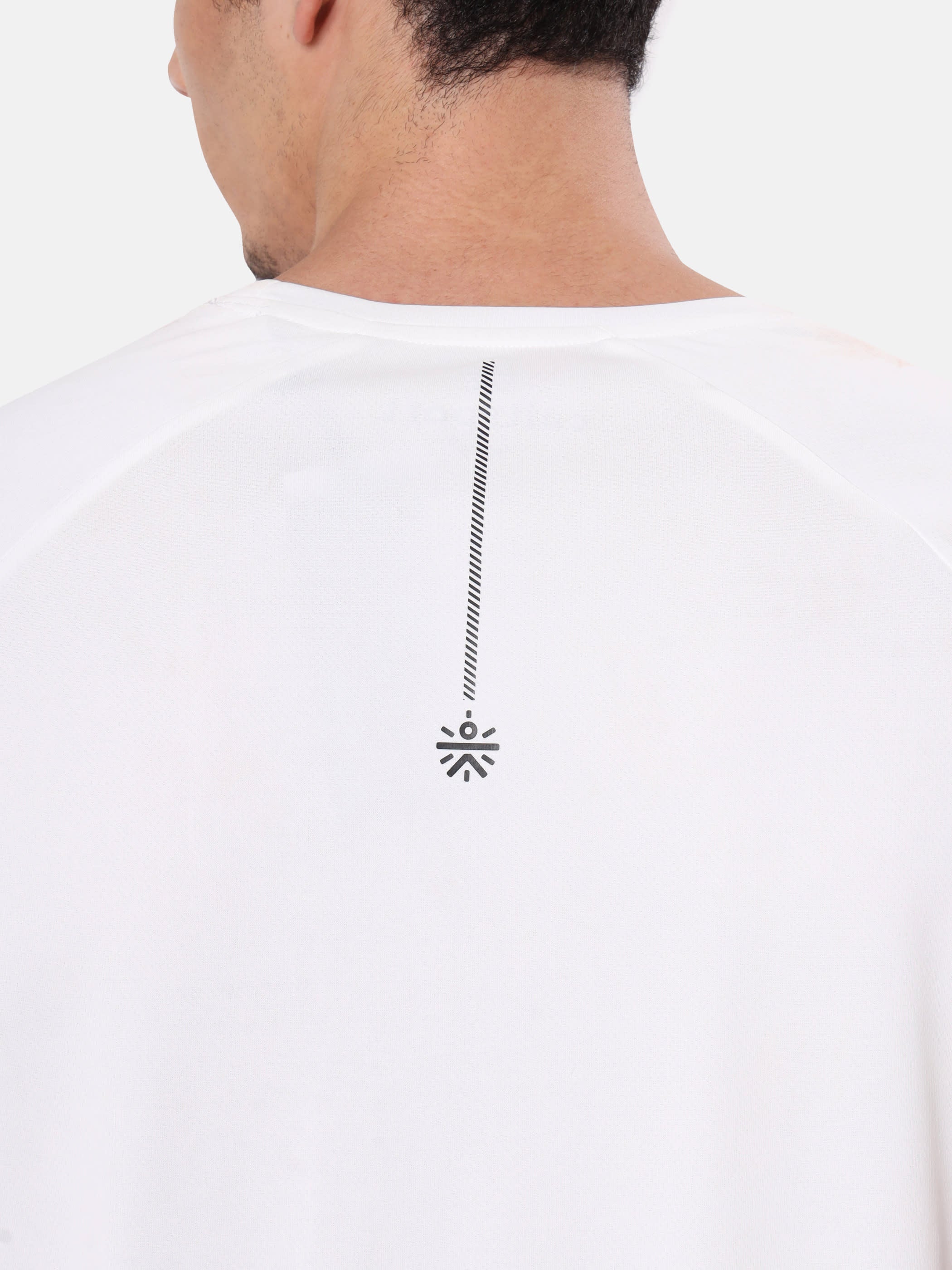 Raglan Sleeve Active Graphic T-shirt