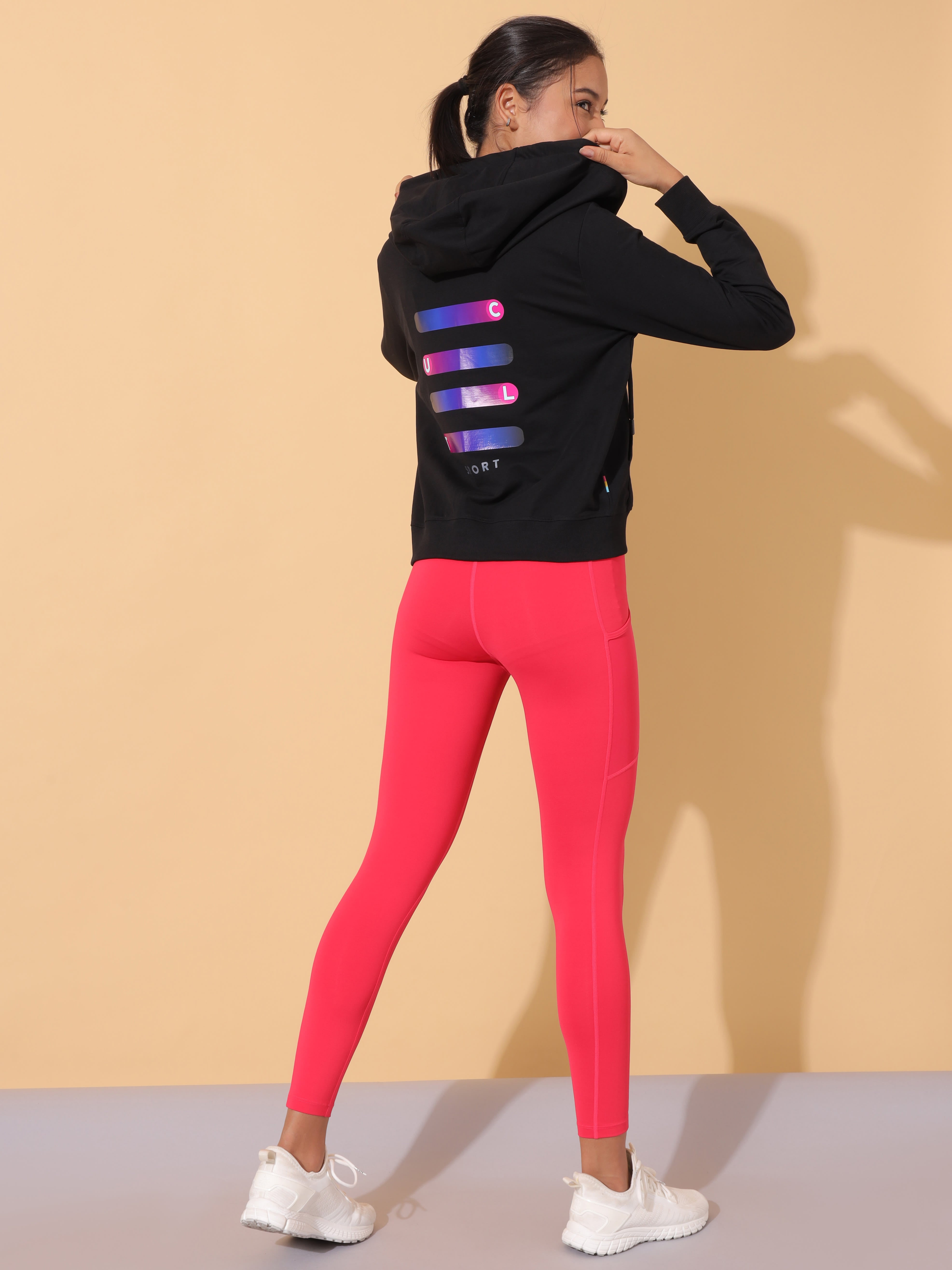 Layr Lifestyle Sweatshirt