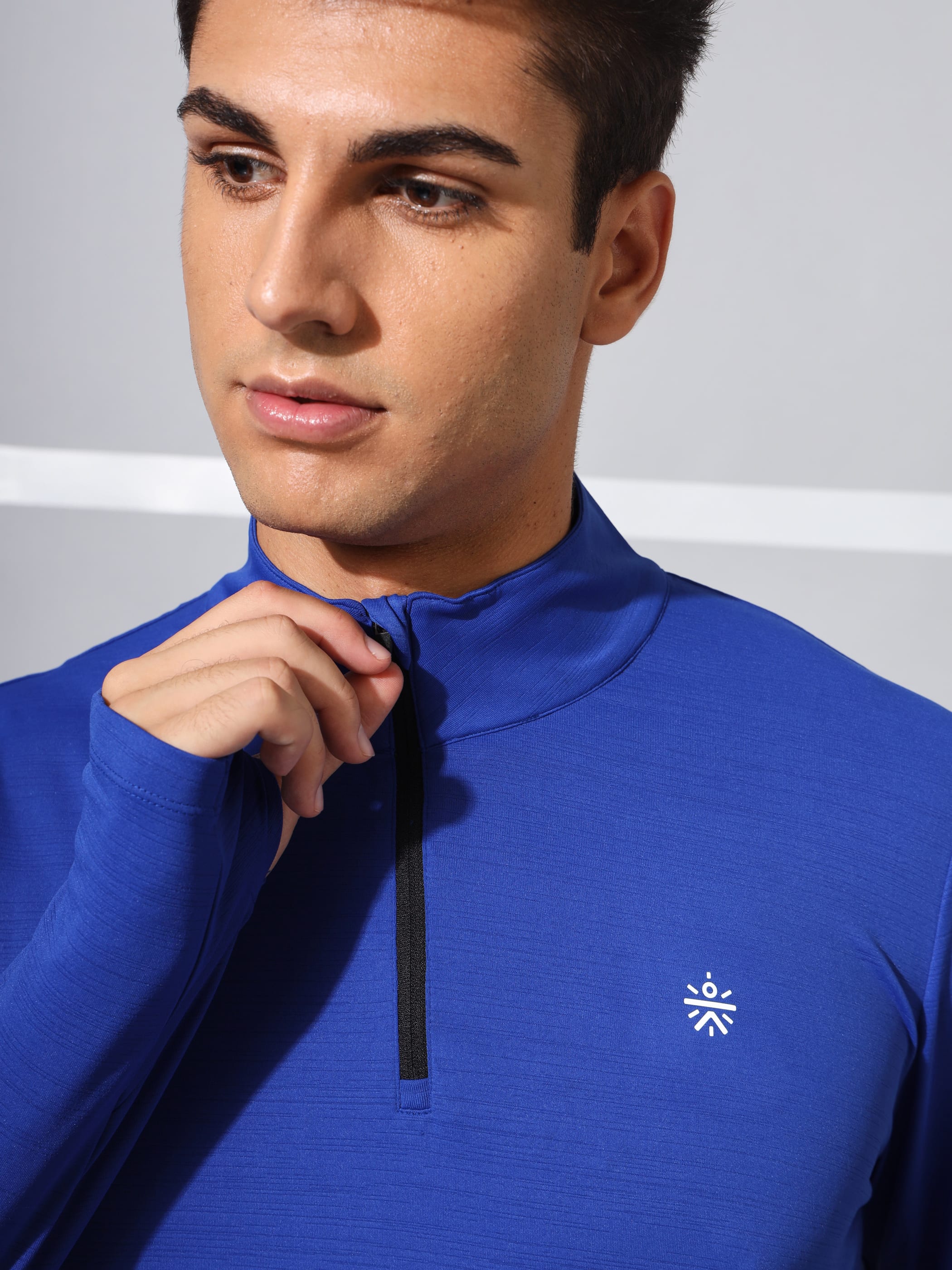 High Neck Active T-shirt with Graphic Print