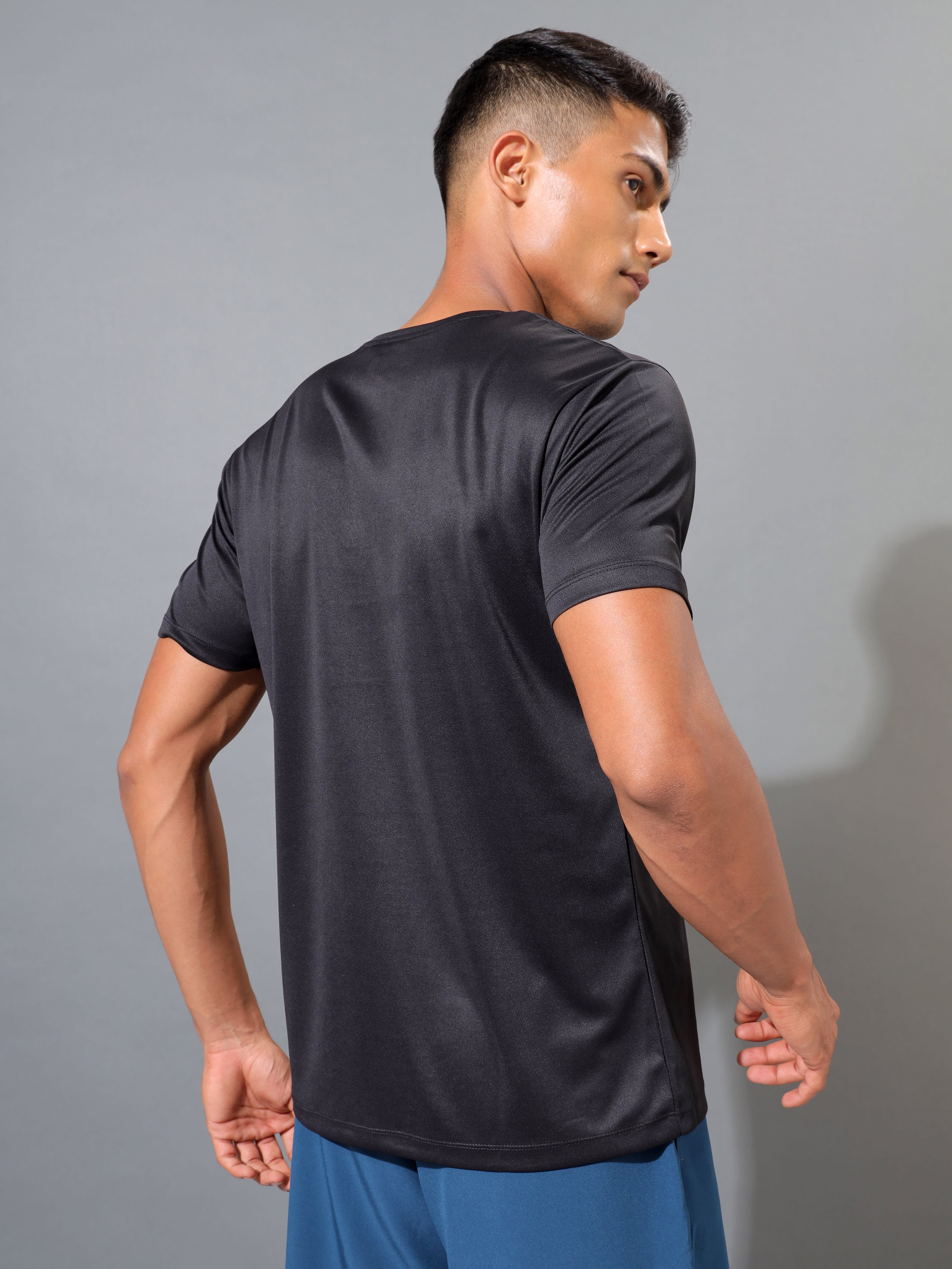 Solid Performance Logo T-shirt