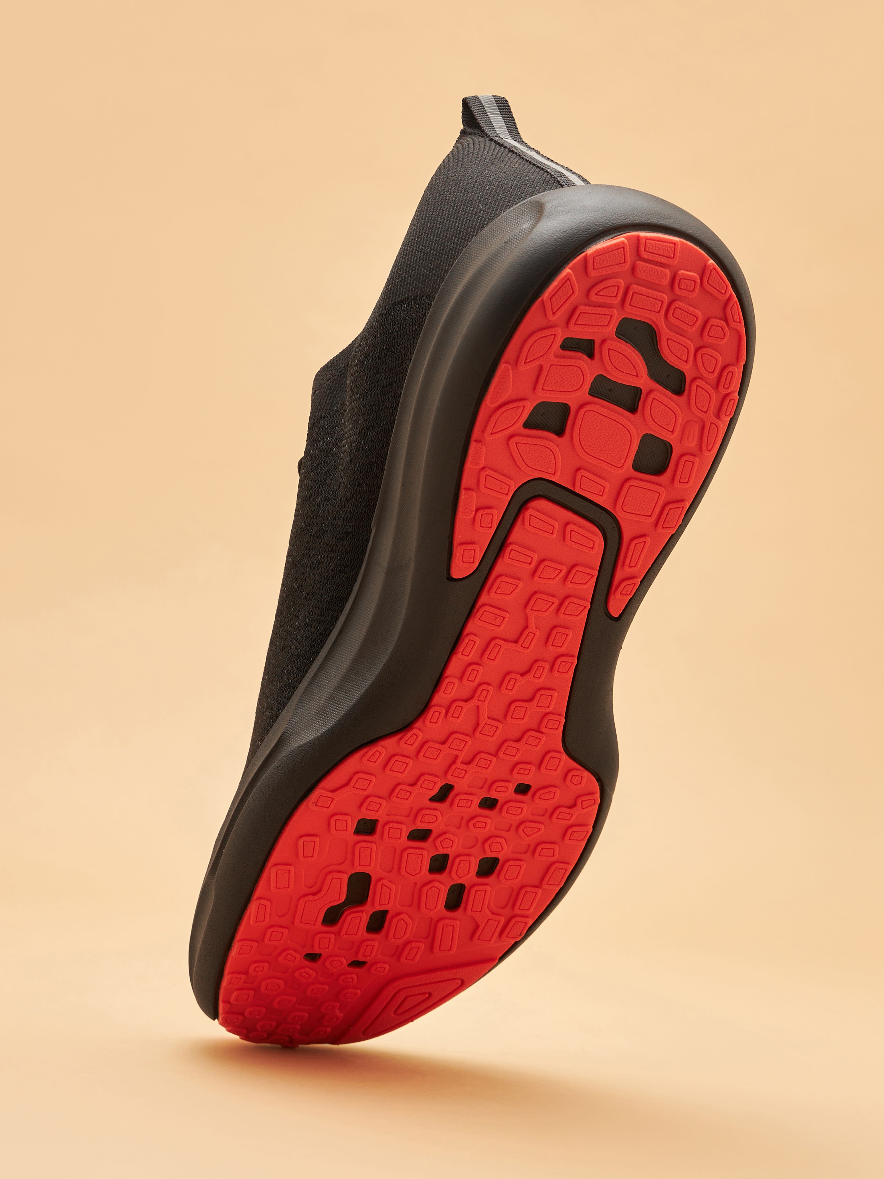 cult Versa Fly Men Running Shoes - Black/Red