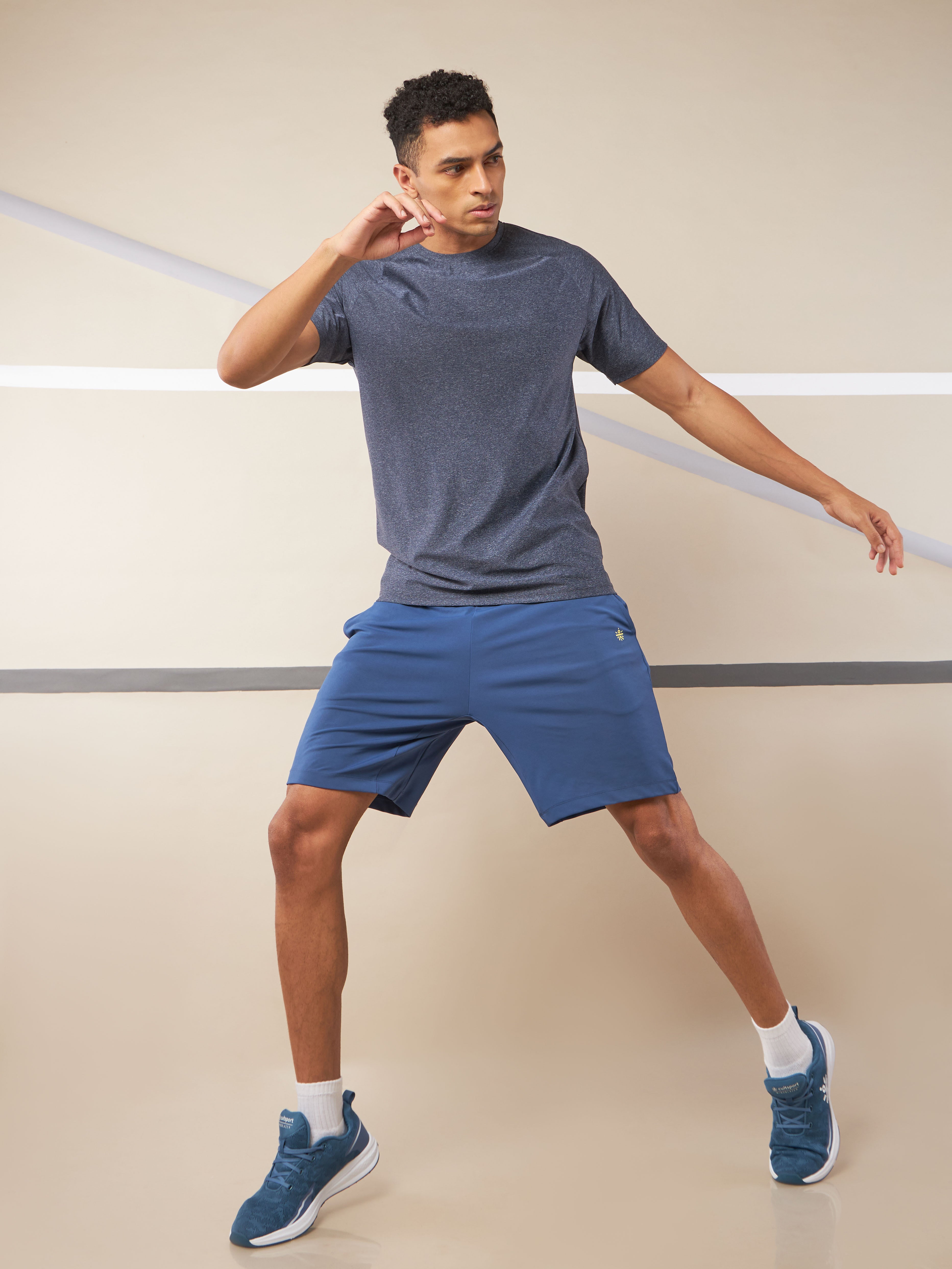 Challenger Dry Fit Textured Raglan T-shirt