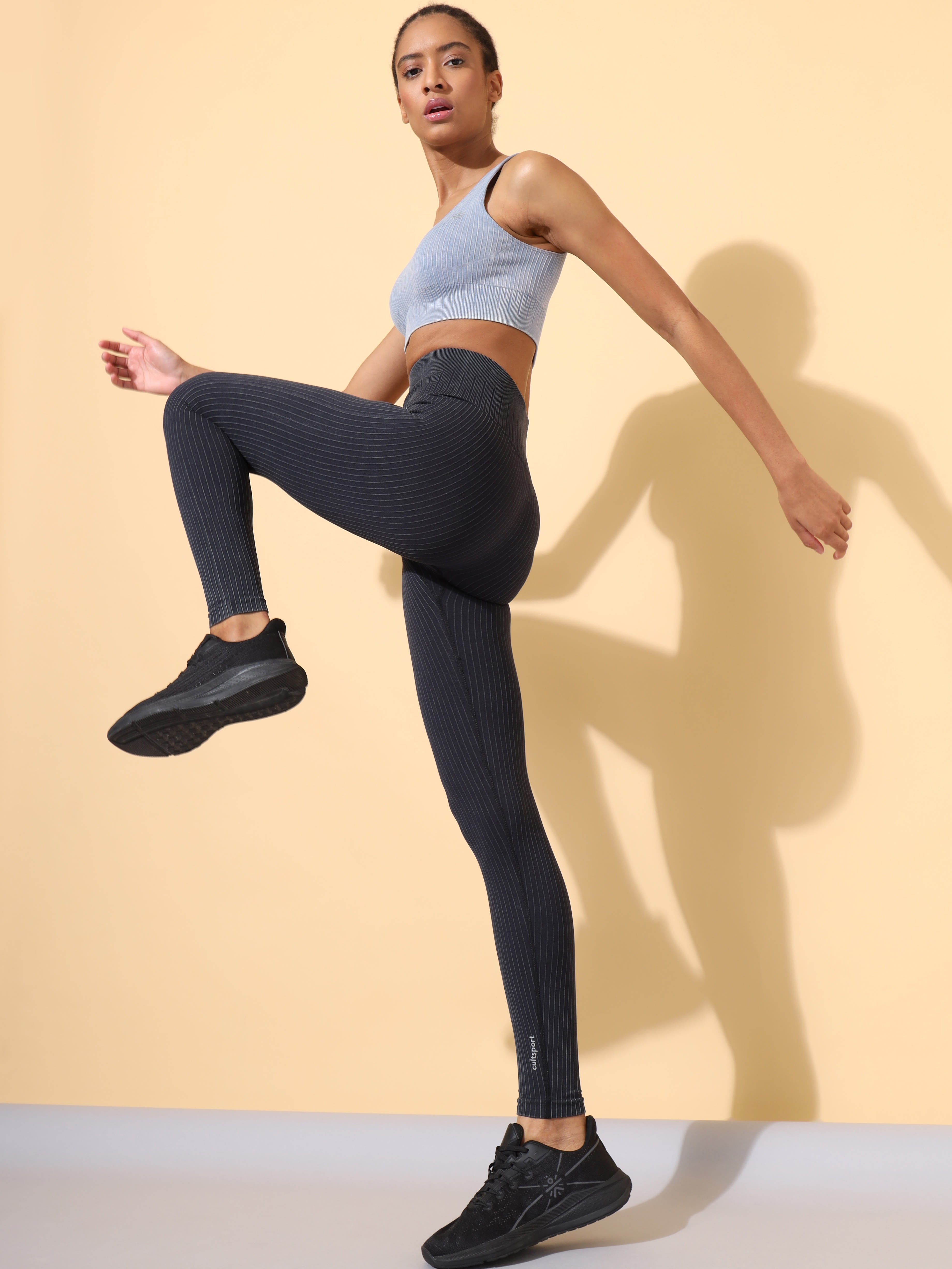 Seamless Sky Sports Bra