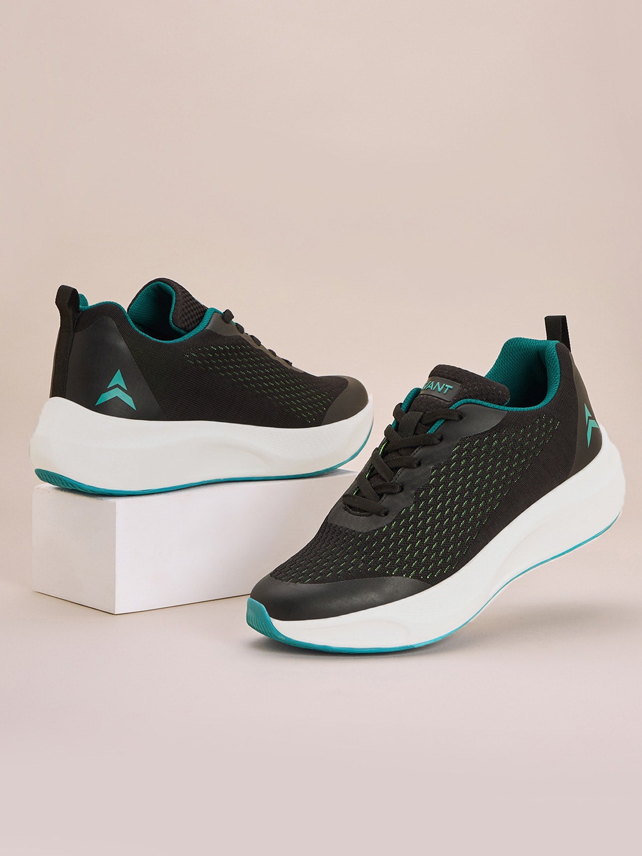 Avant Men's Stark Running Shoes - Black/Green