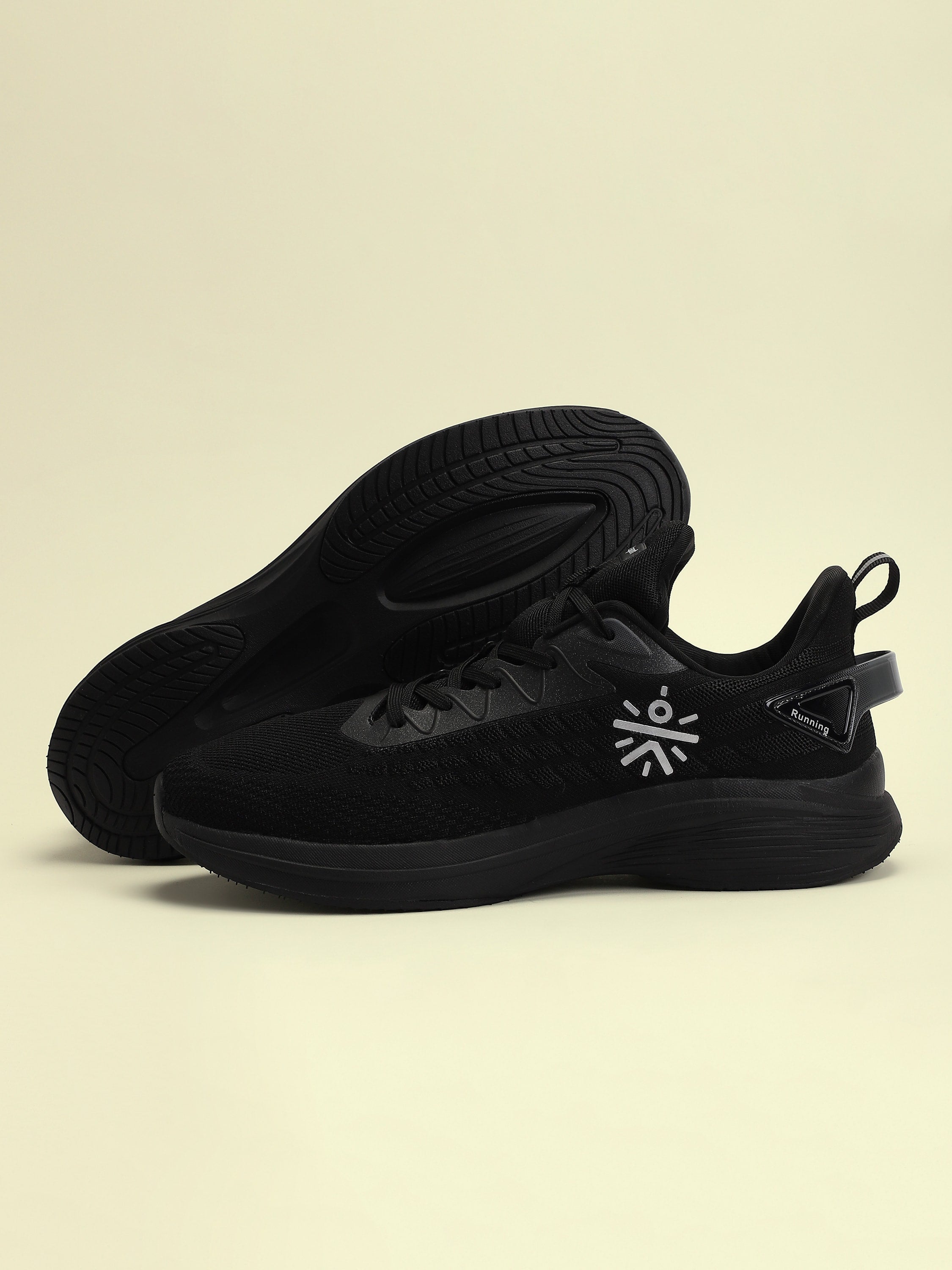 cult Active Men Running Shoes - Black