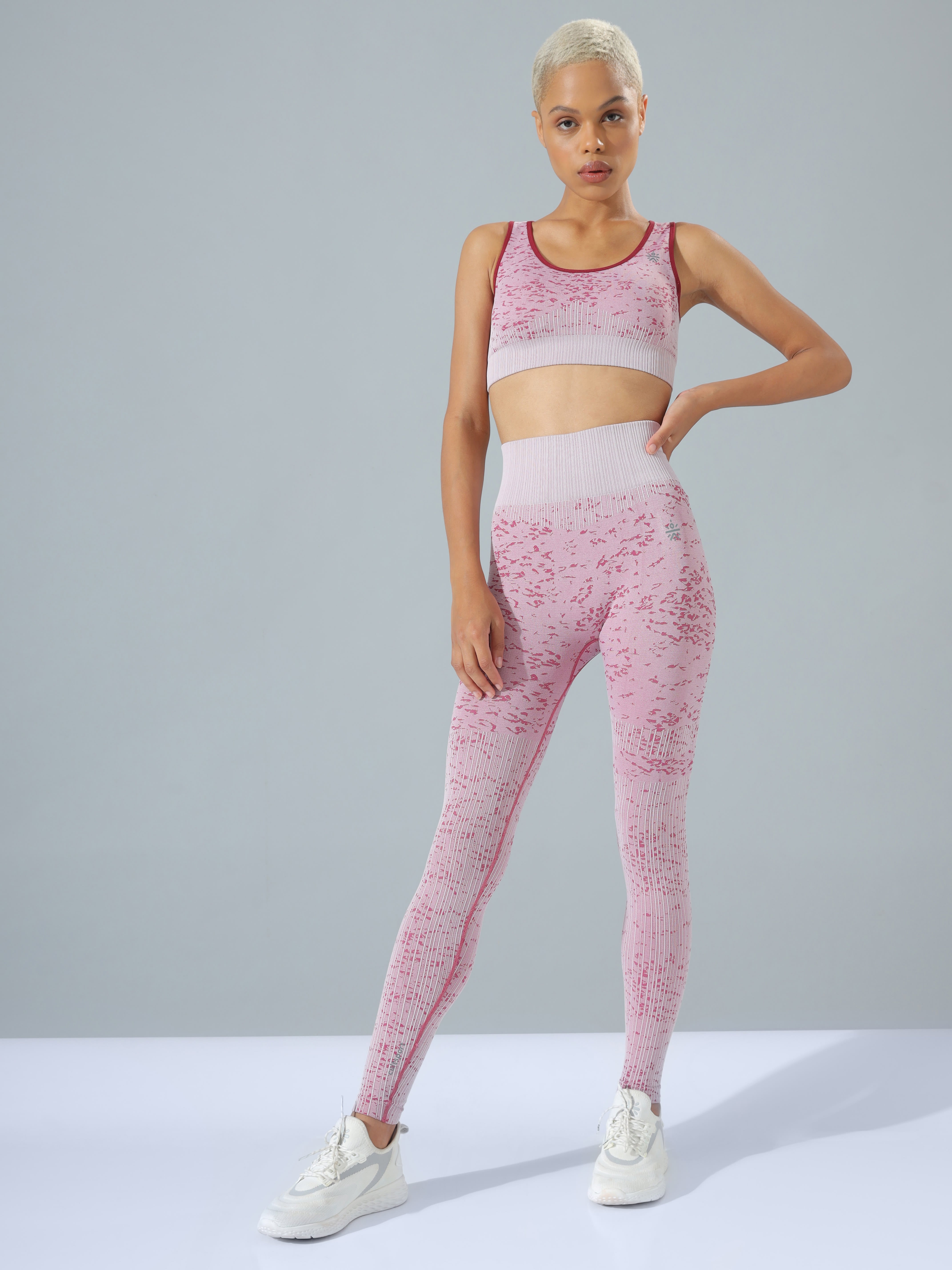 Seamless Viola Medium Impact Sports Bra