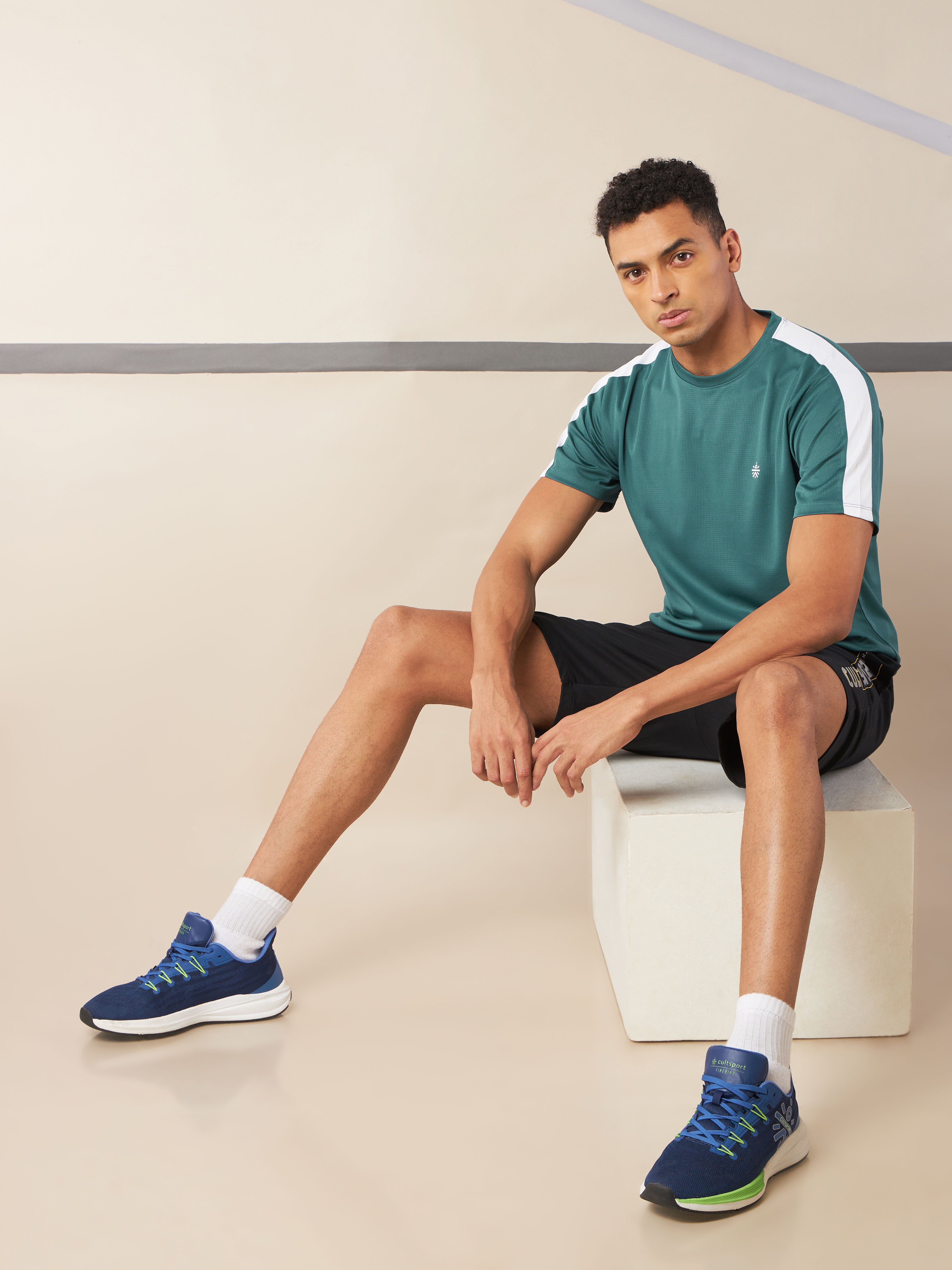 Shoulder Pop Active T-shirt