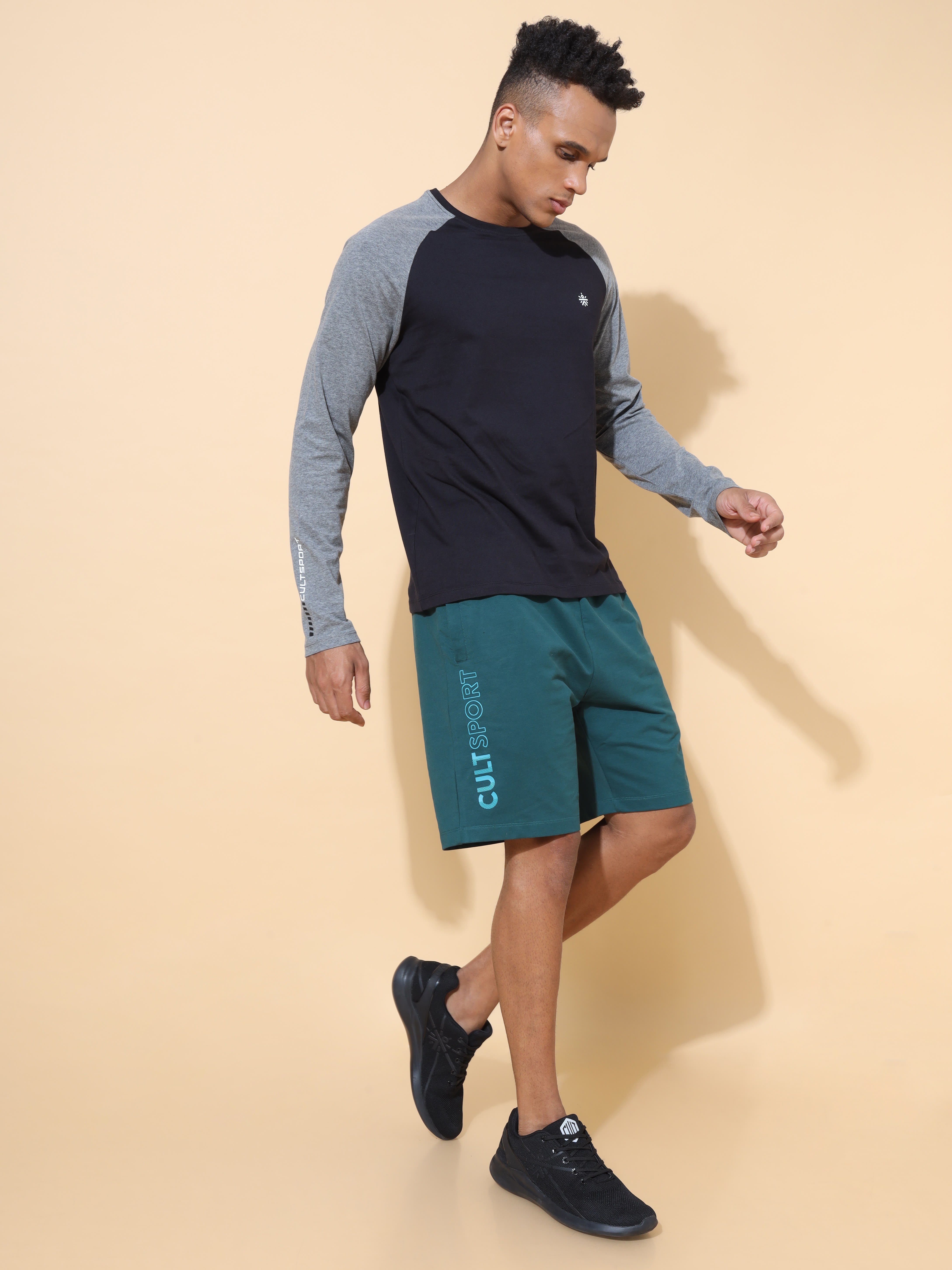 Raglan Sleeve Colourblock T-shirt