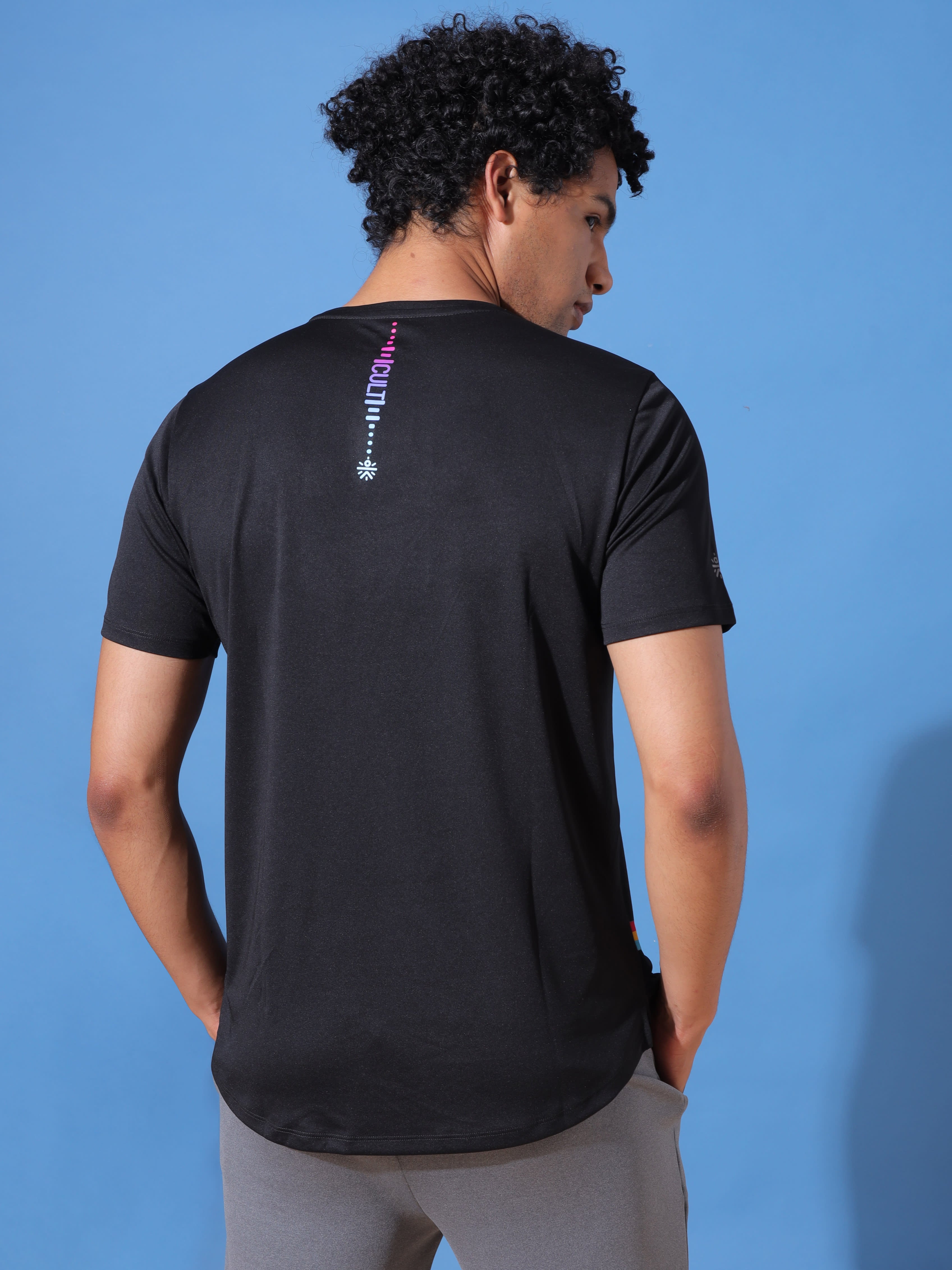 Signature Logo Graphic T-shirt