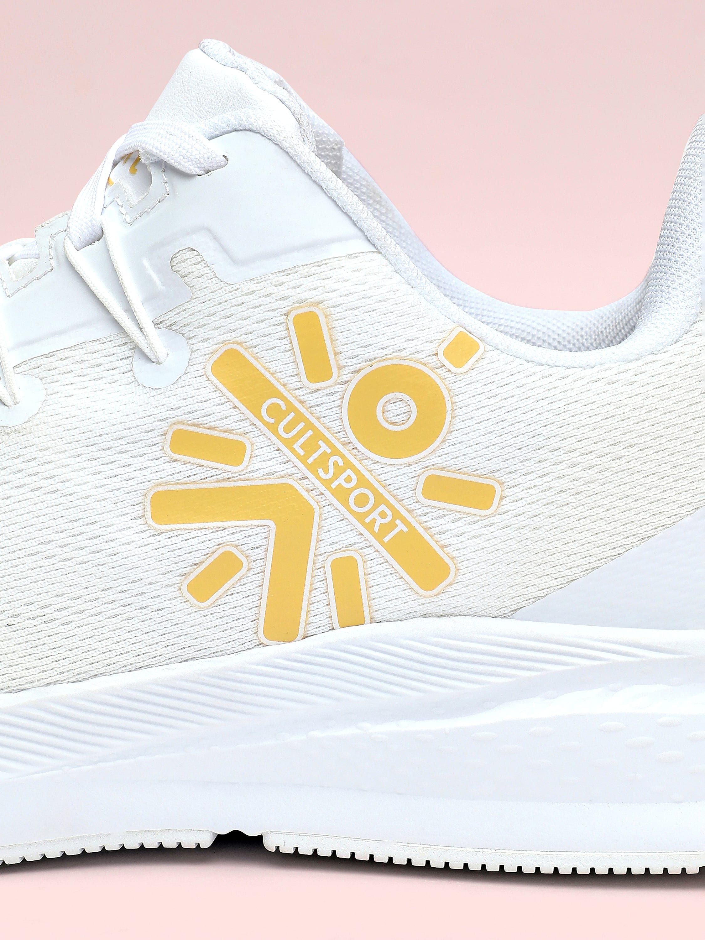 cult Firebird Men Running Shoes - White