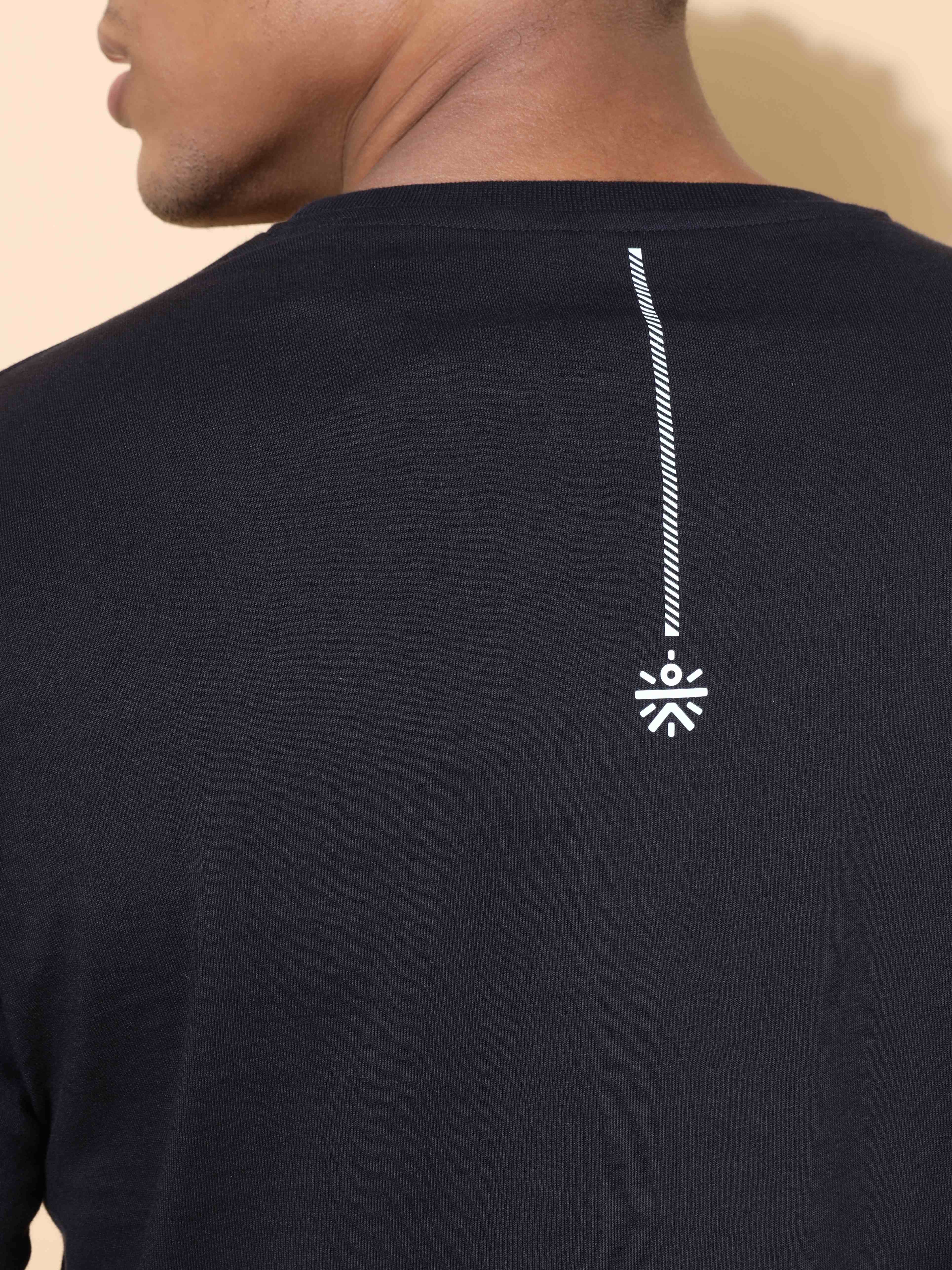 Solid Comfort T-shirt with Chest Graphic