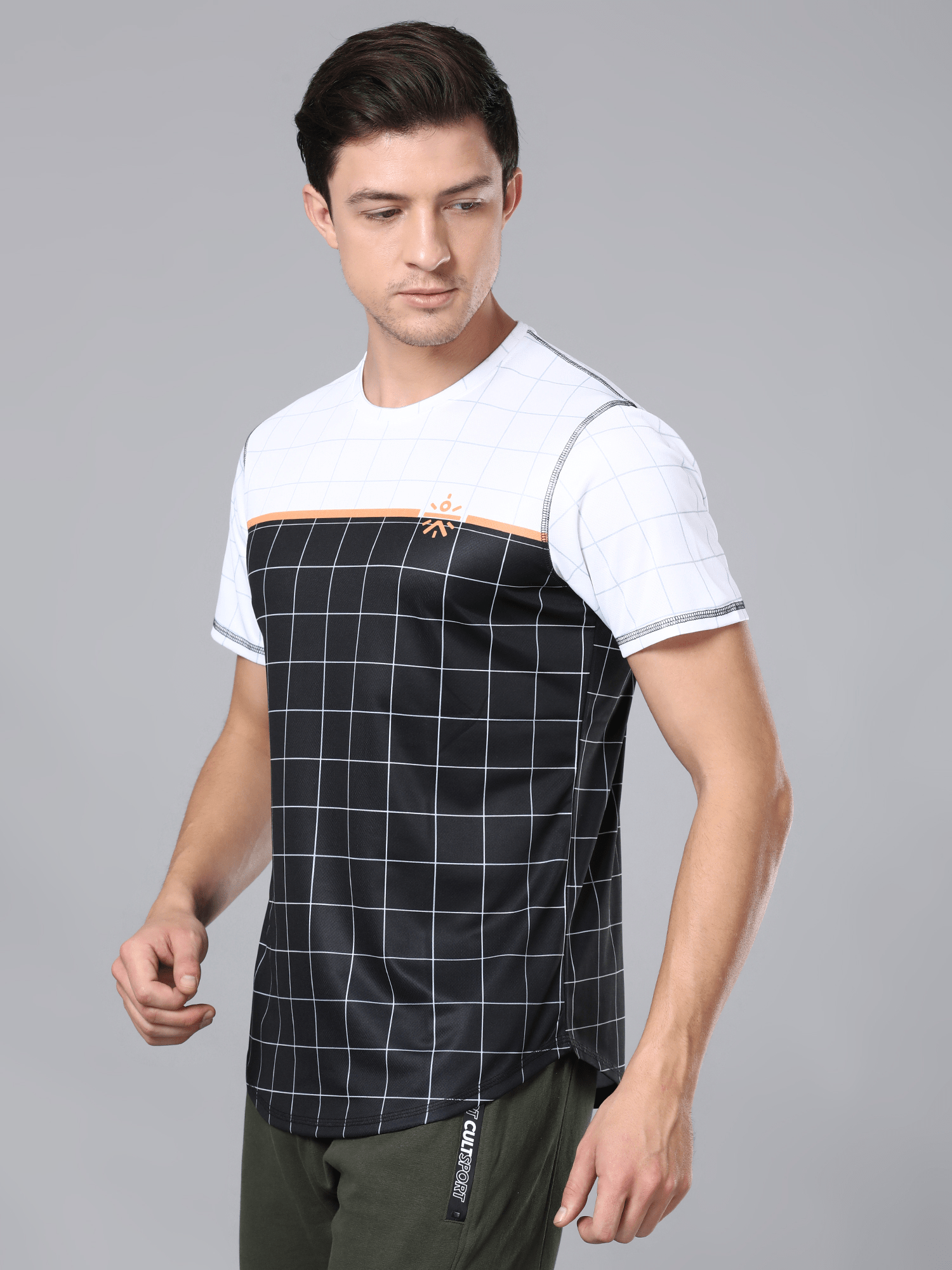 Signature Grid White Black Workout Tee