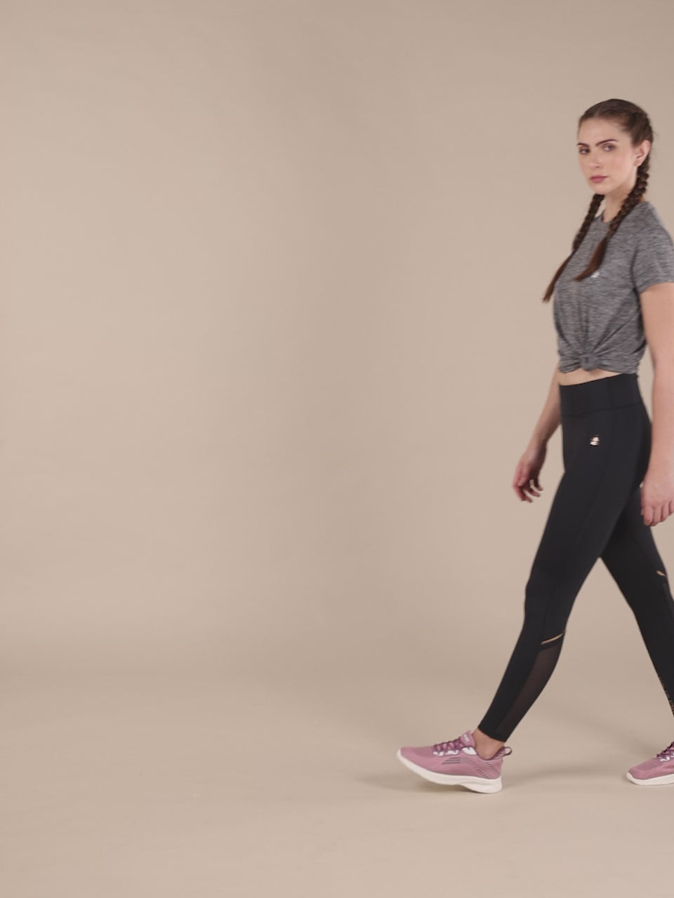 049b6a84c5e34f78a19042ffffe890d4