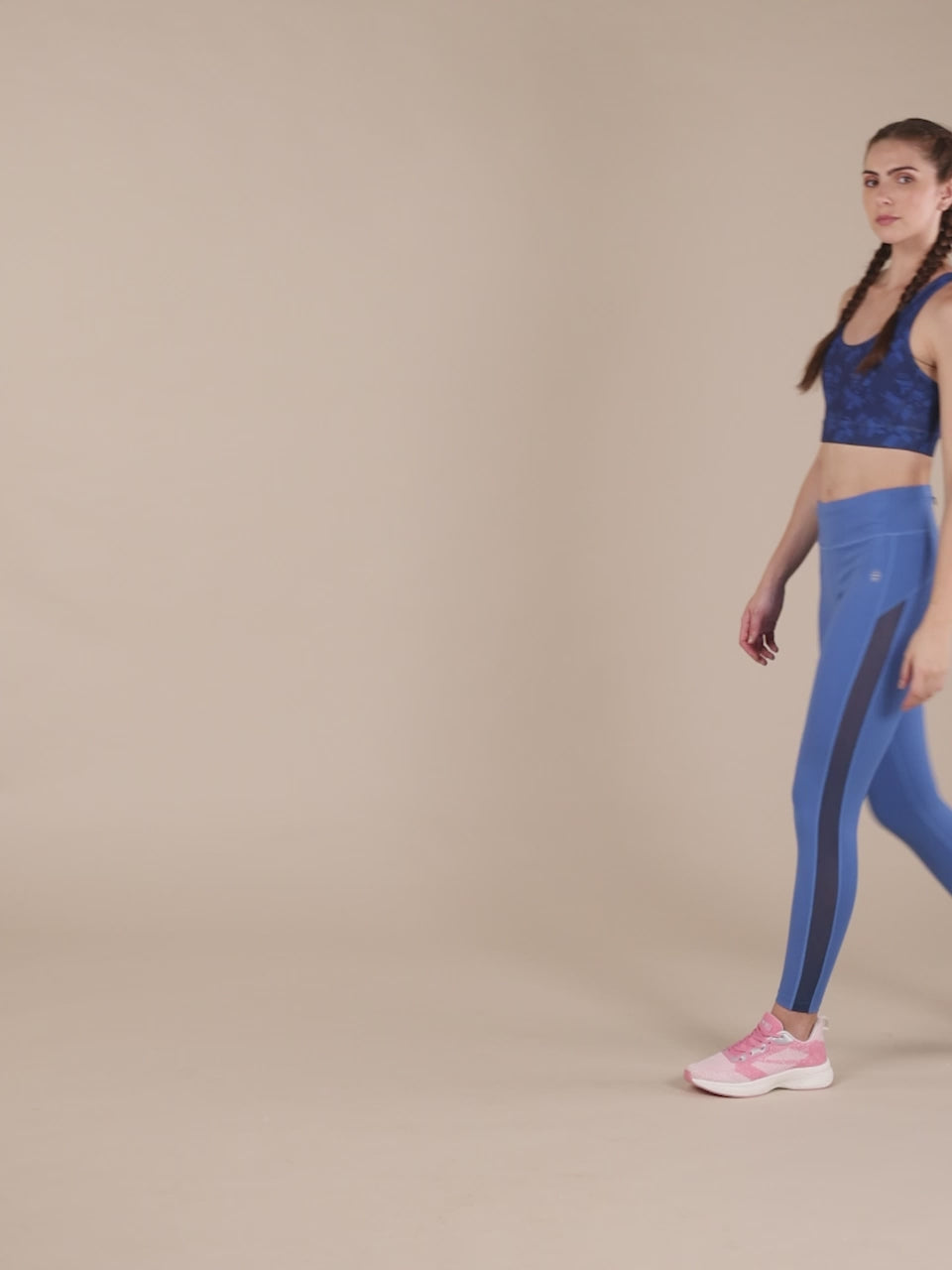 3592d48b451444f29d8f55dd8739cb81