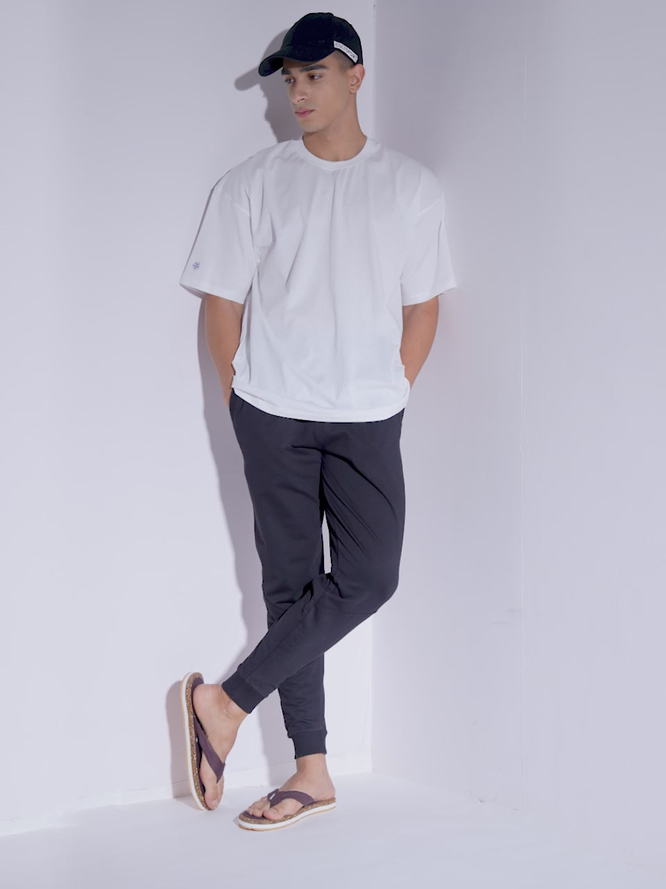 Avant Men's Crux Flip Flops - Brown