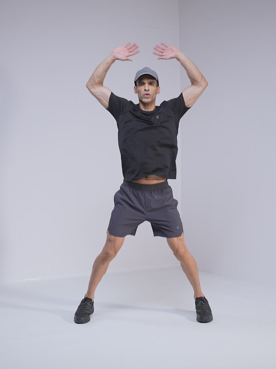 cult Men's Loop Walking Shoes - Black