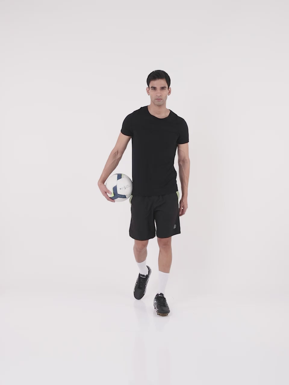 Avant Men's HustleX Football Shoes - Black