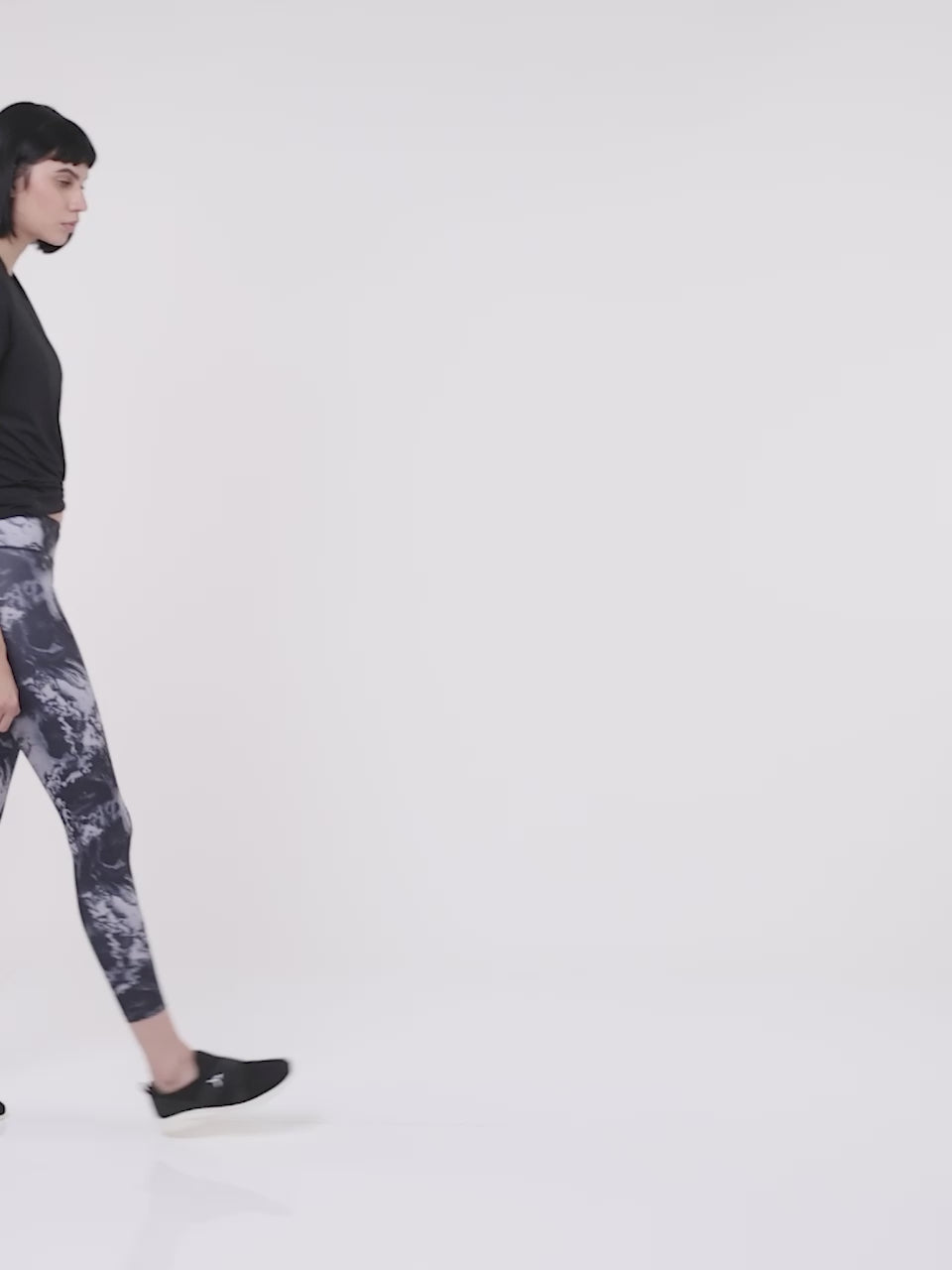 Avant Women's Softy Slip-On Walking Shoes - Black