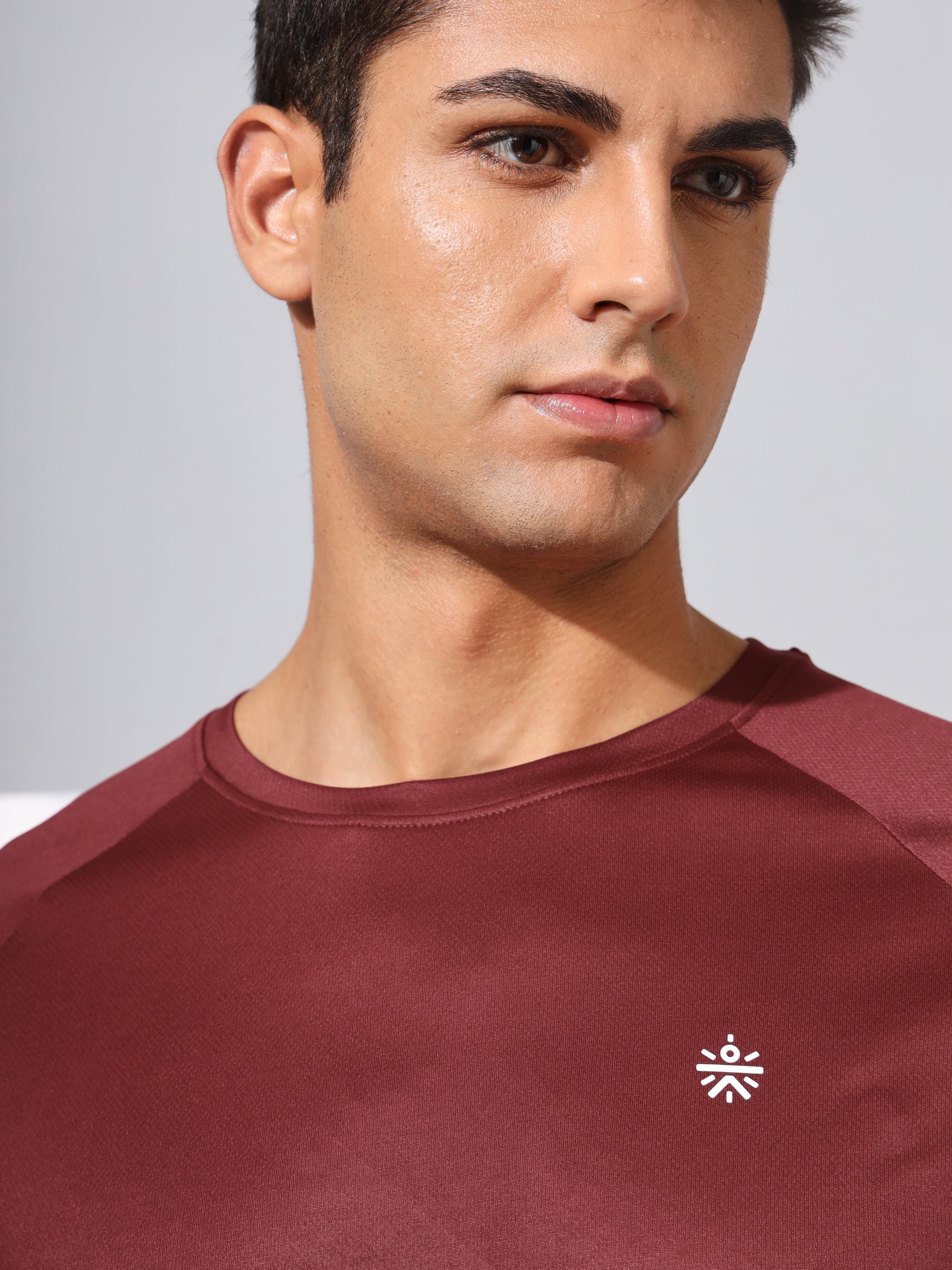 Raglan Sleeve Active Graphic T-shirt