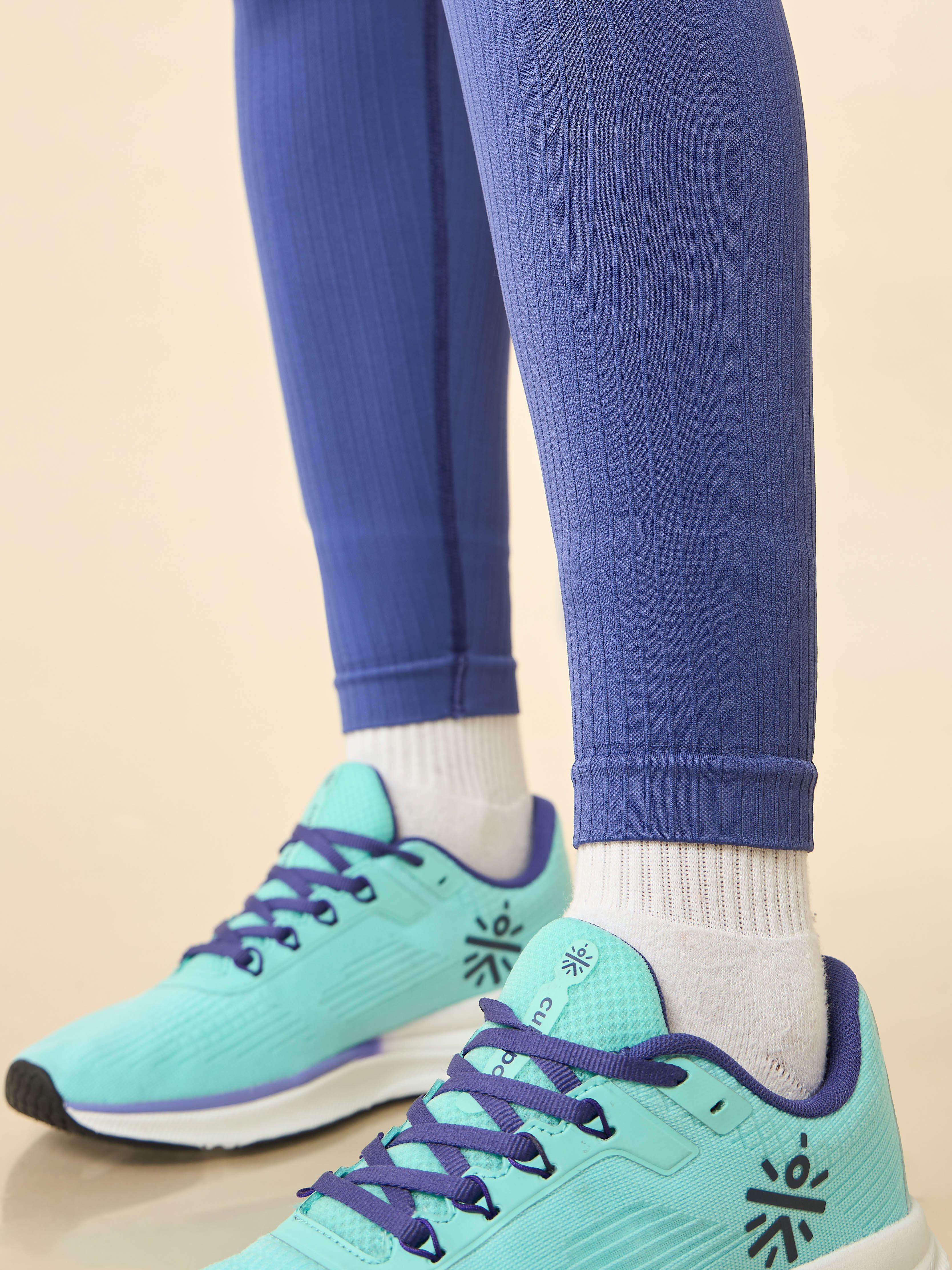 Purpel Seamless Body Snug Rib Structured Sports Tights