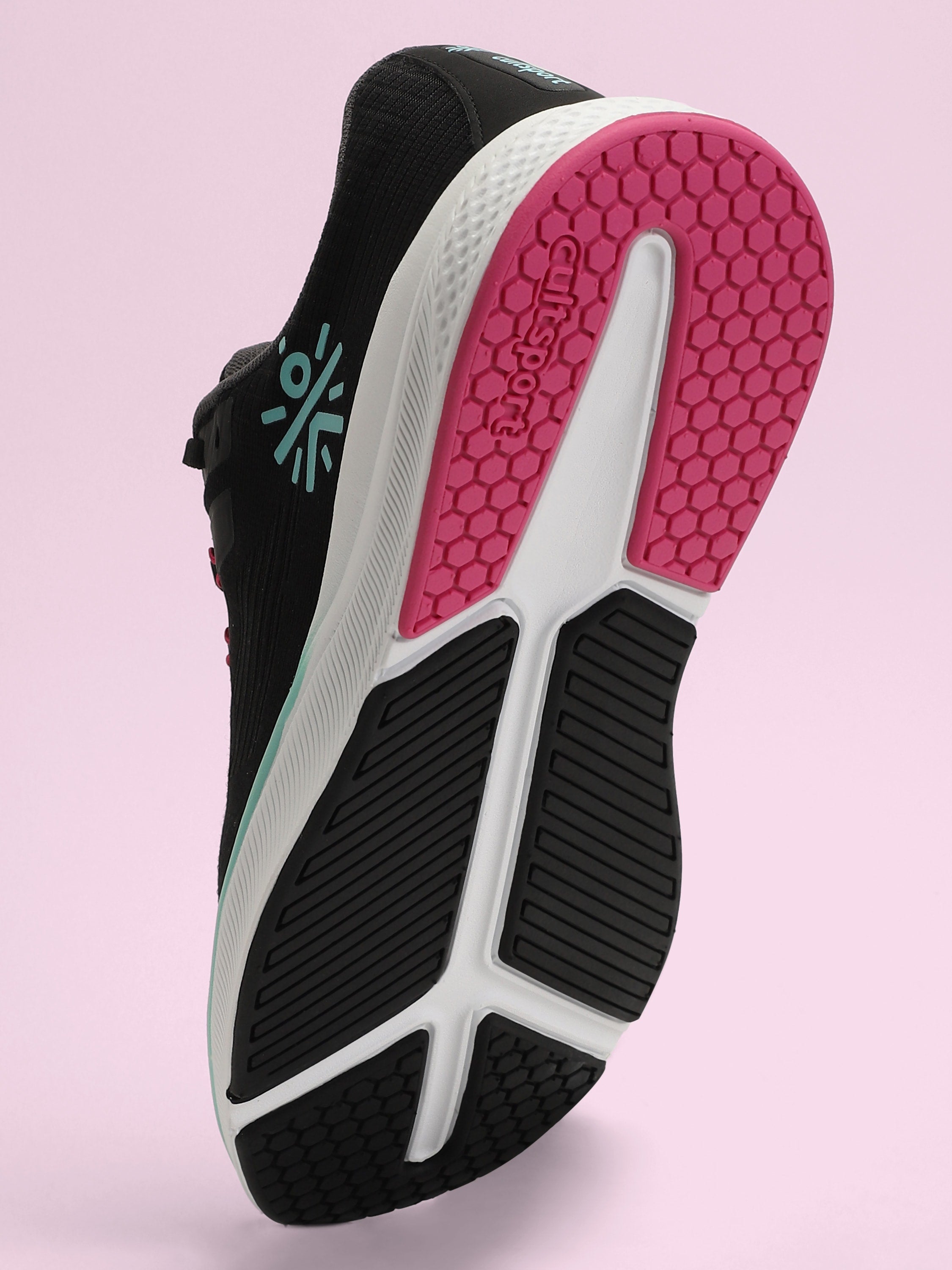 cult Thunderbird Women Running Shoes - Black