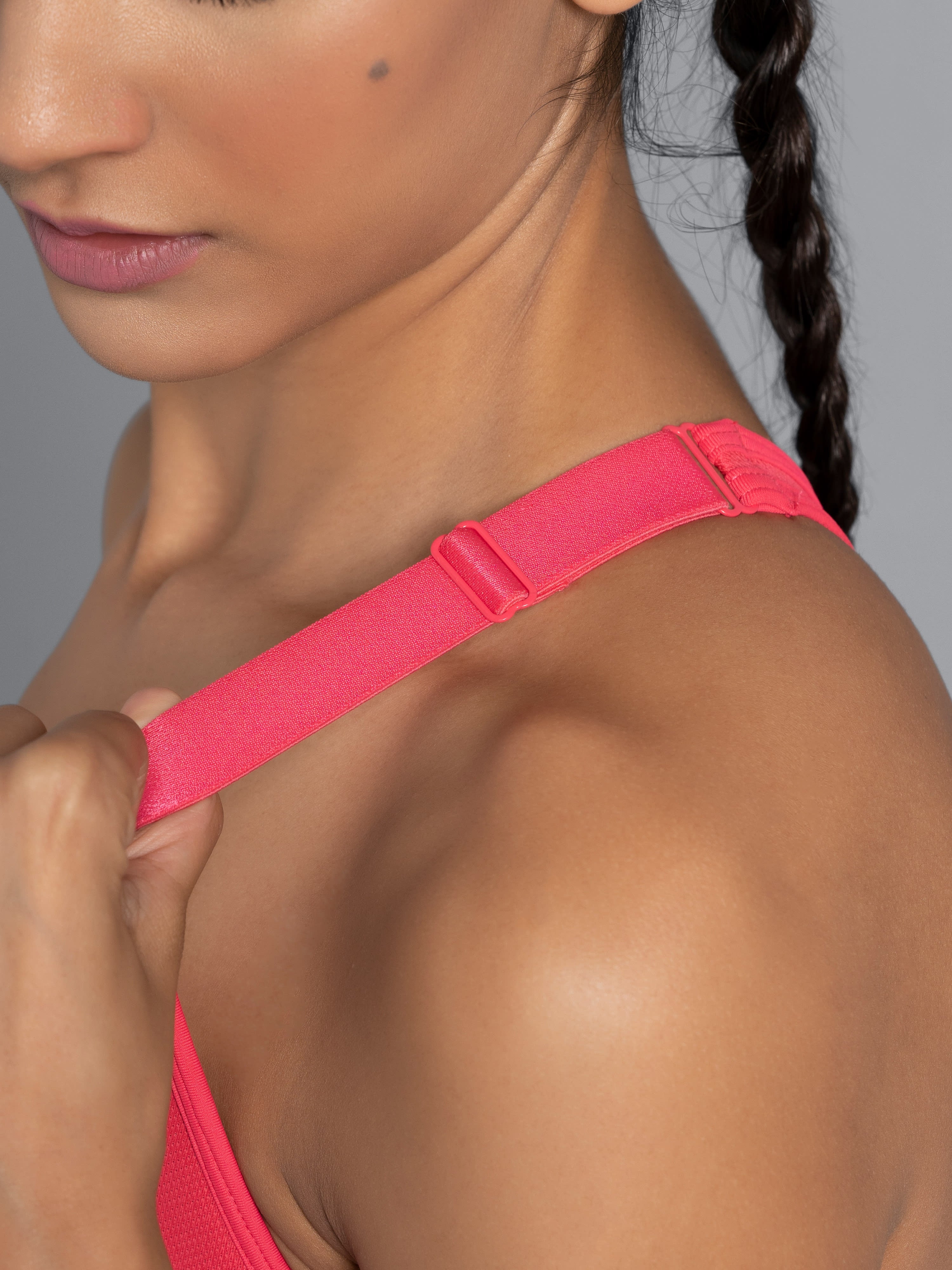 FormFit Medium Impact Zoe Sports Bra