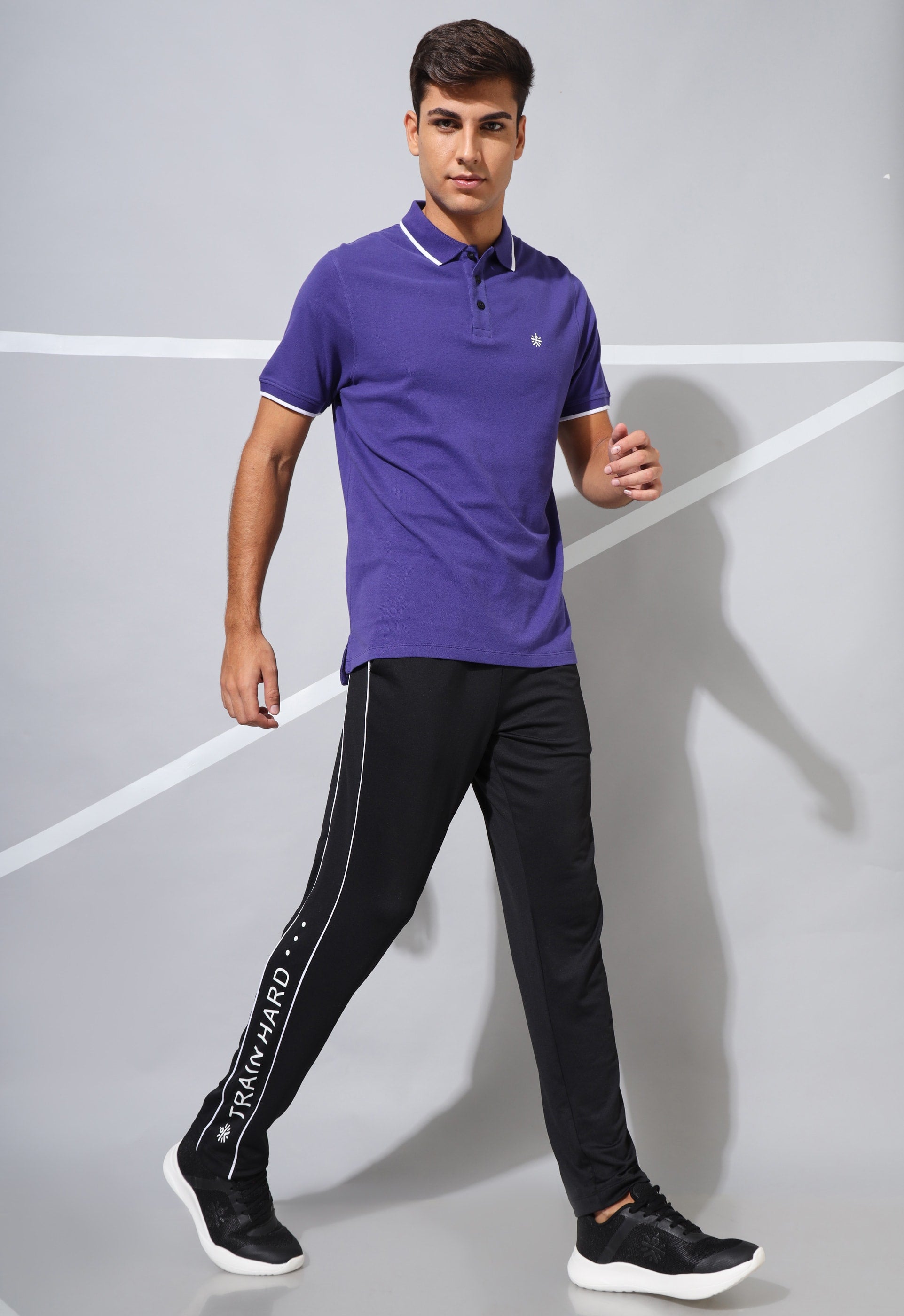Active Trackpants with Contrast Piping