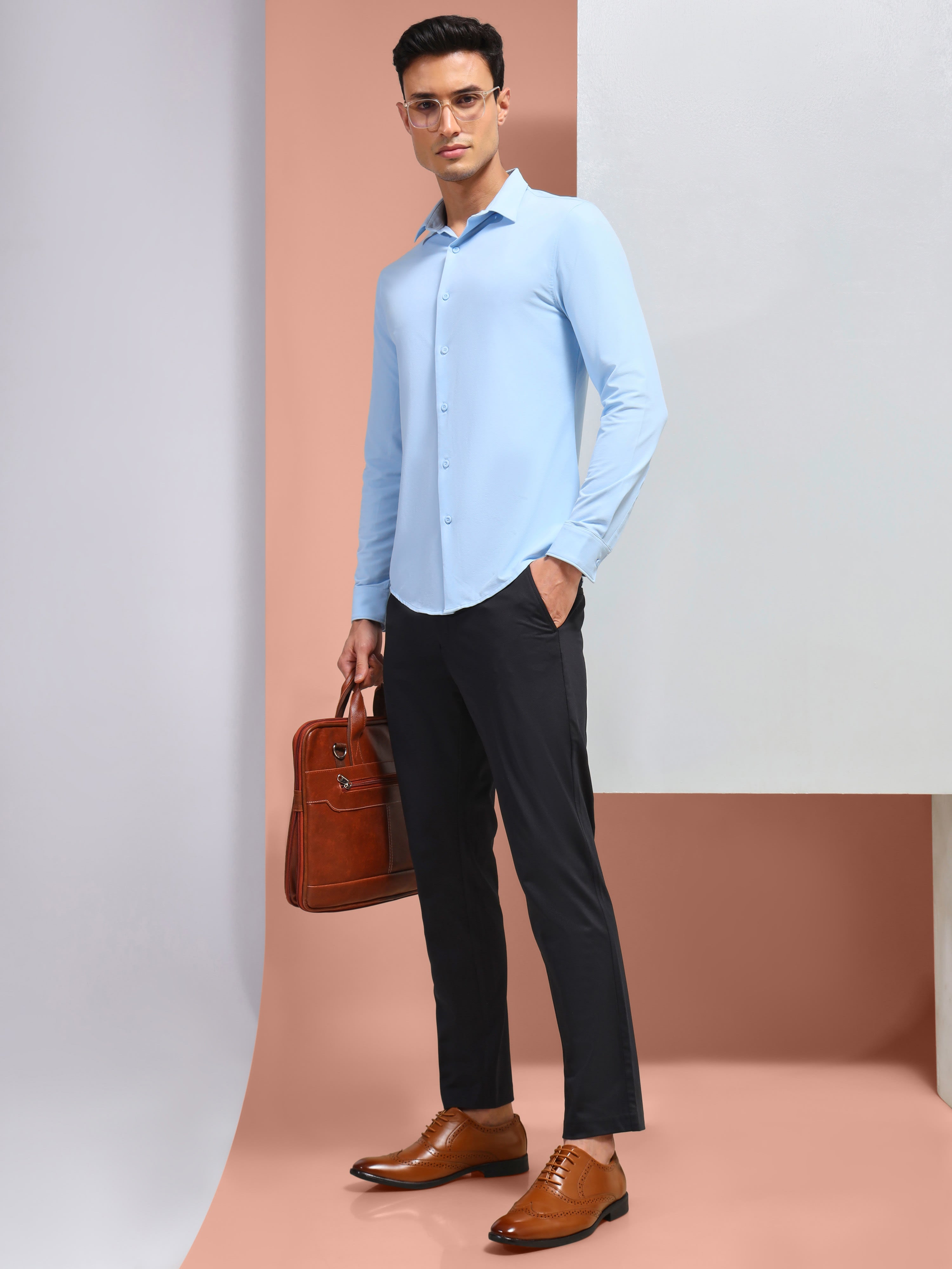 Slim Fit Spread Collar Comfort Shirt