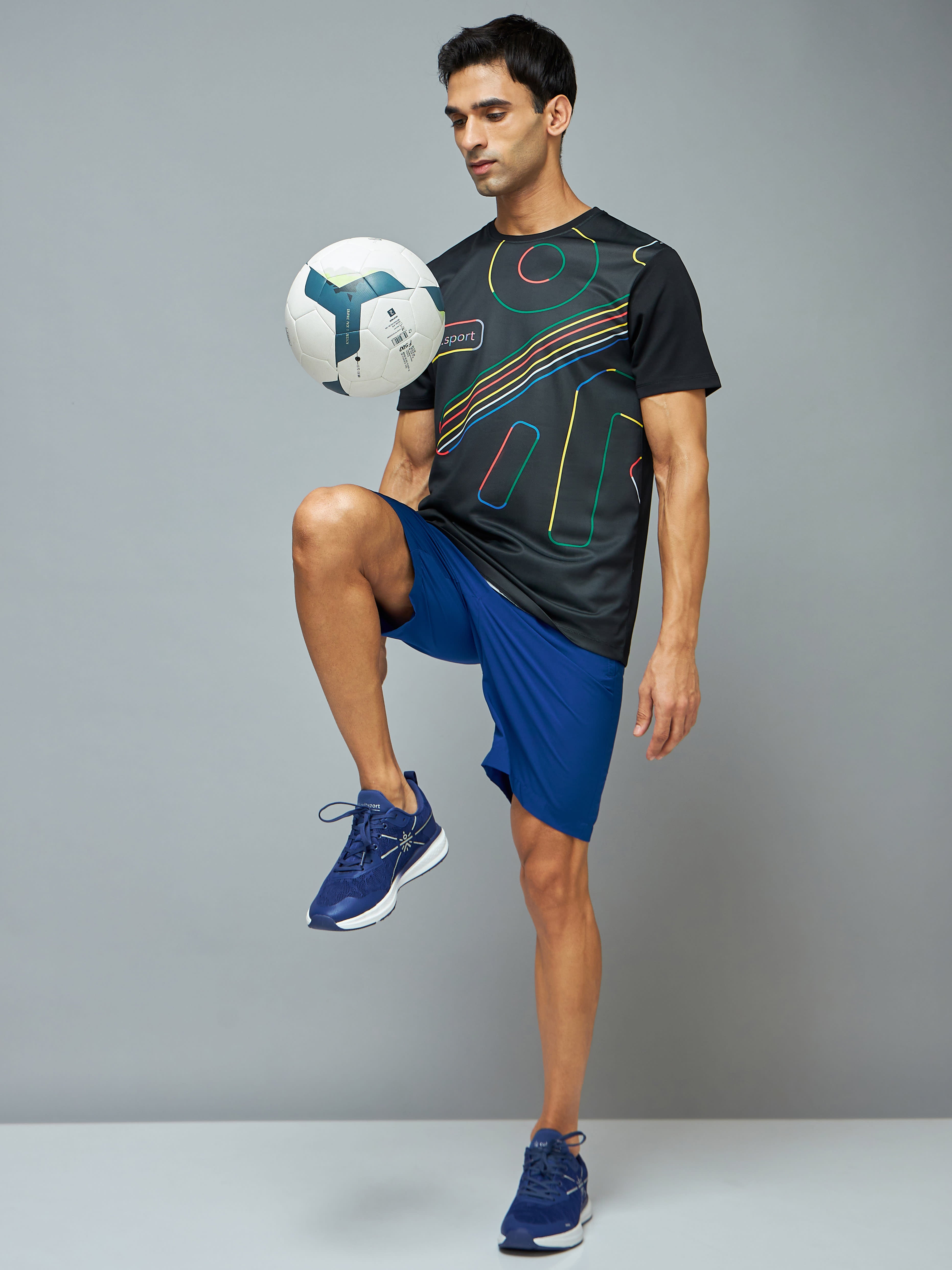 Signature Logo Graphic Training T-shirt