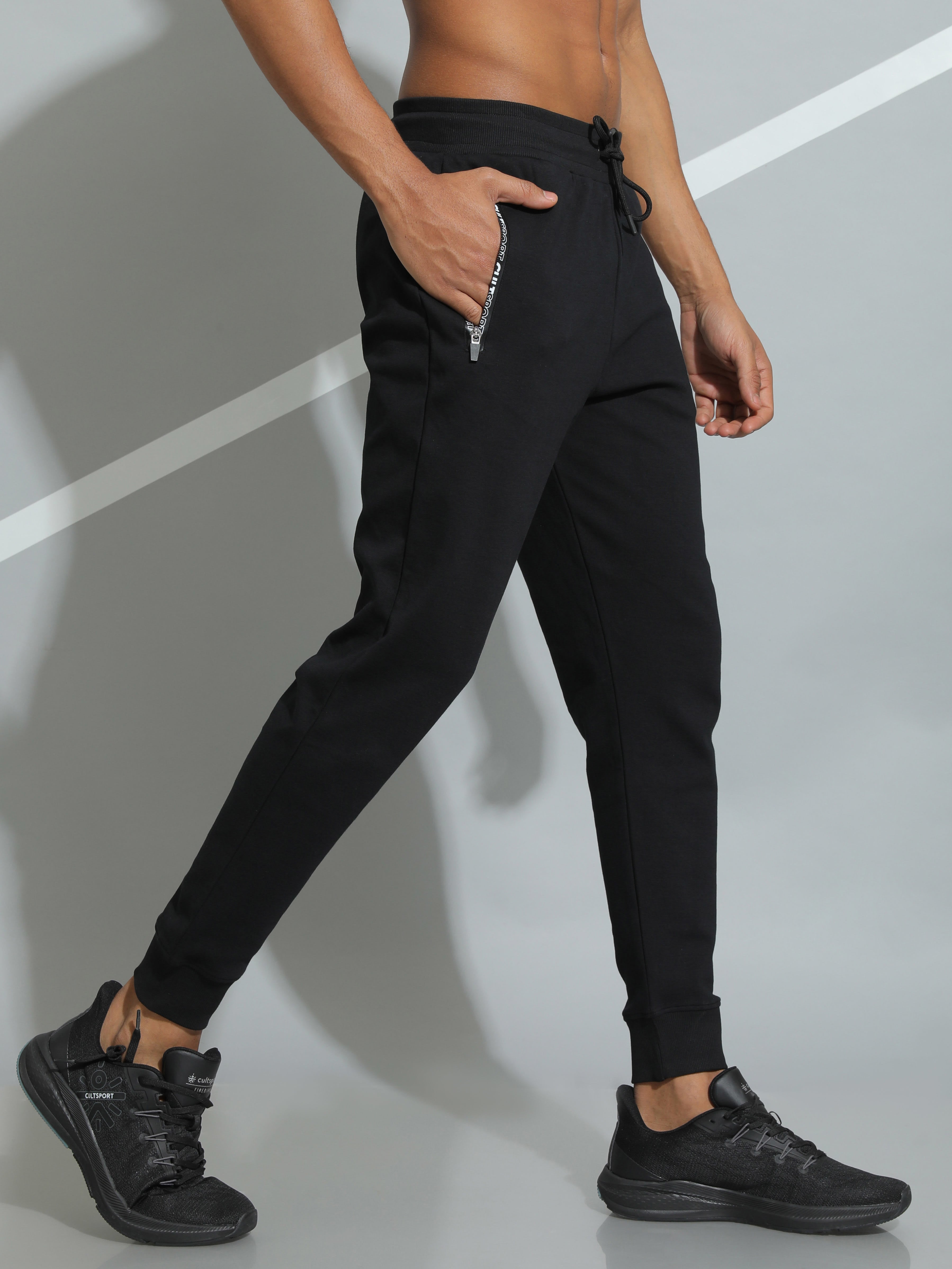 Contrast Detail Active Joggers