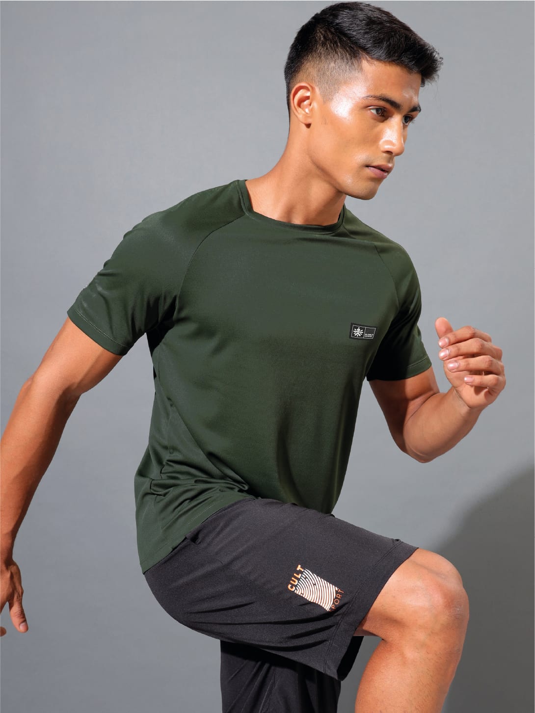 Solid Raglan T-shirt with Logo