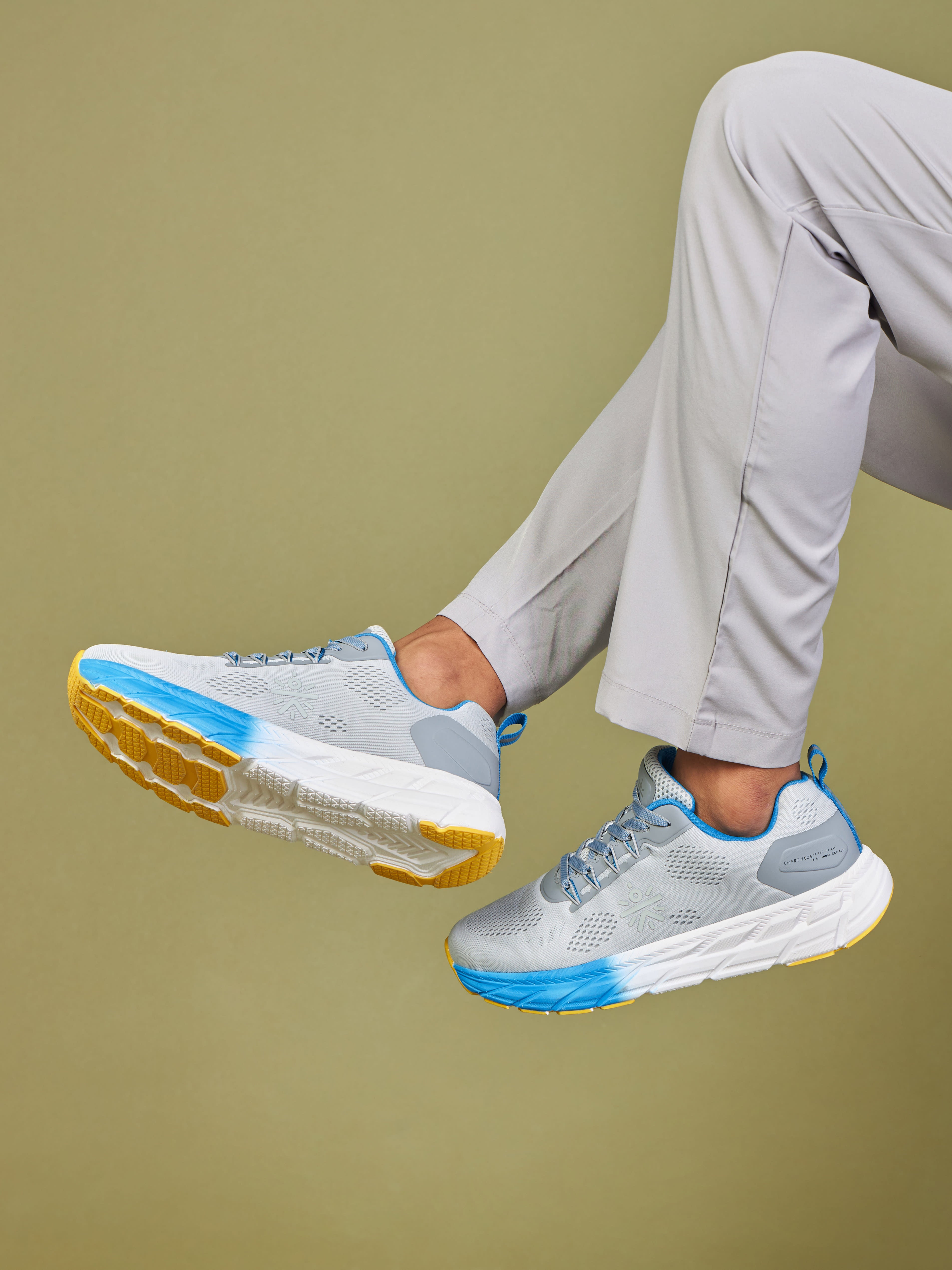 cult EZ+ Ryde Men Running Shoes - Ash Grey/Turquoise Blue