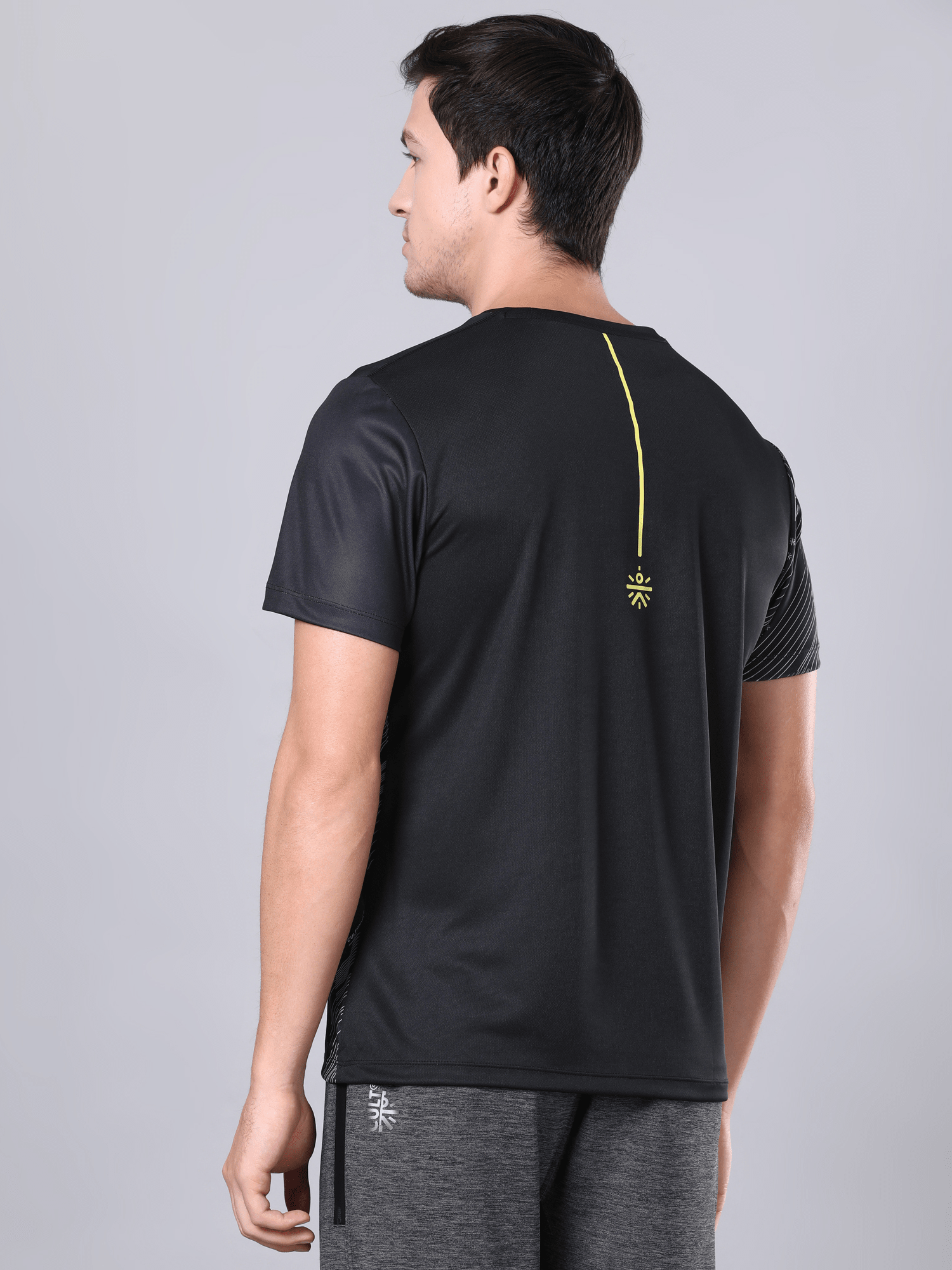 Dugout Pace Black Workout  Tee