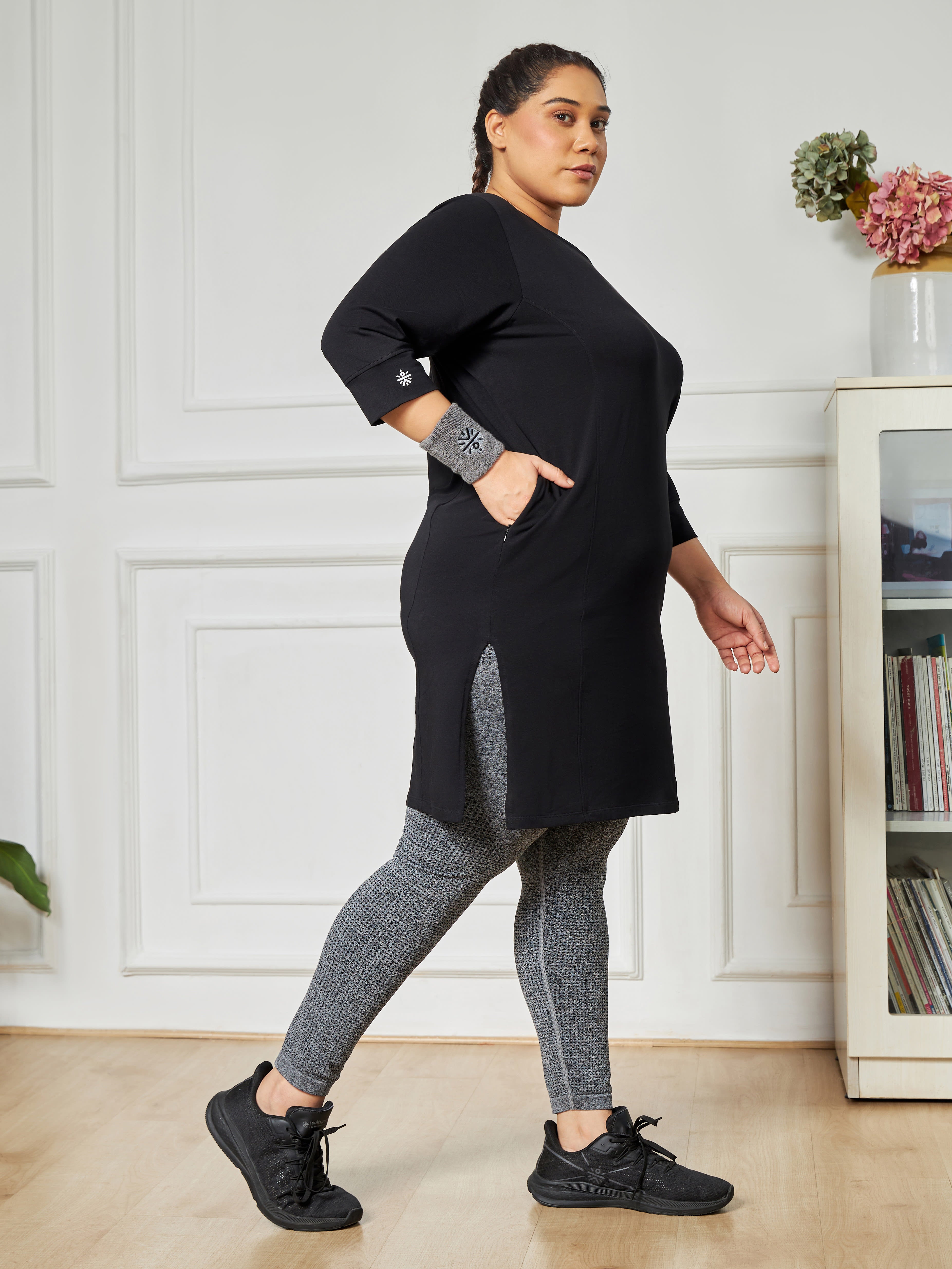 Solid Activ-Kurti with Side Pocket