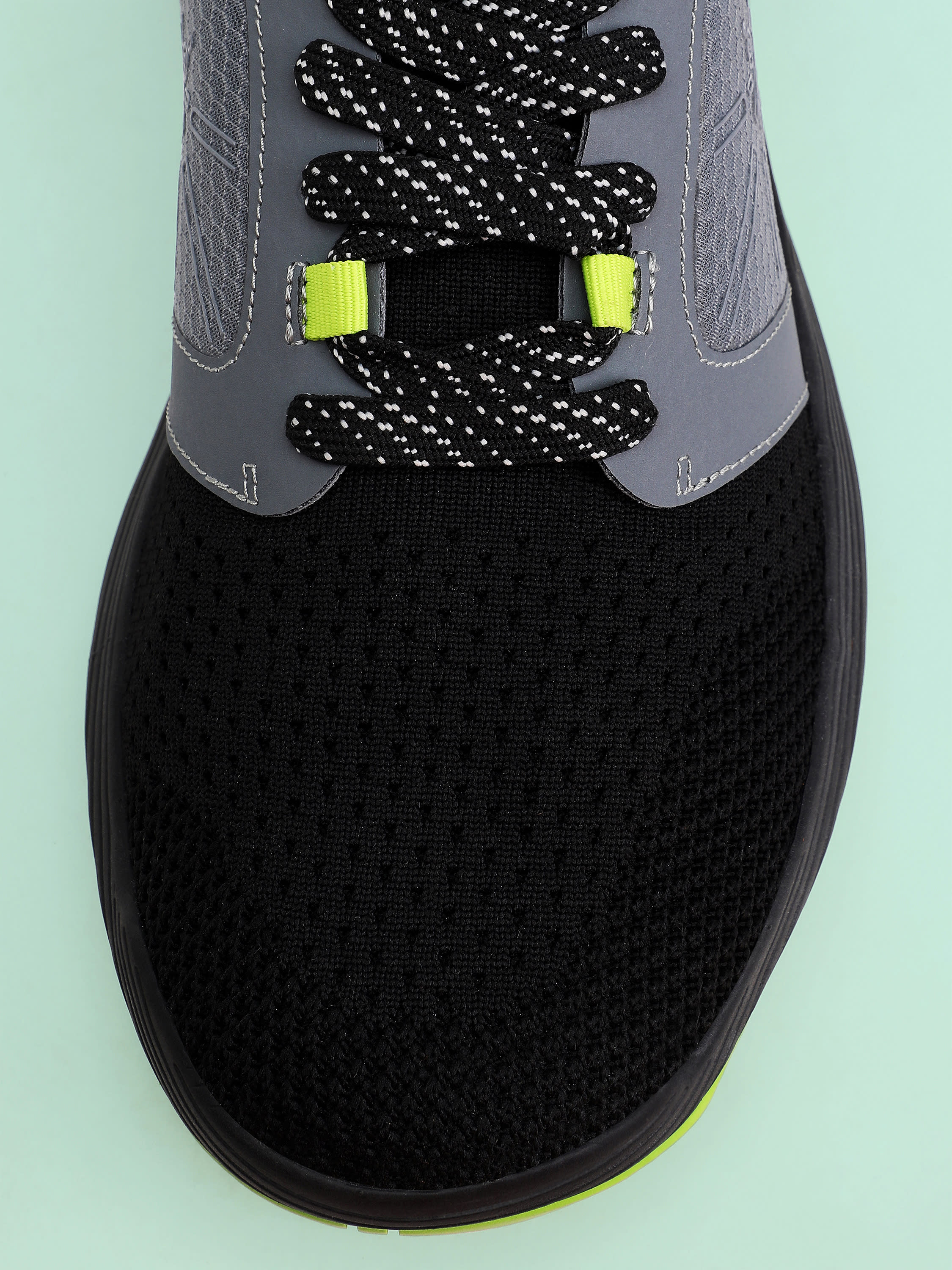 cult Crosstrain Men Training Shoes - Black