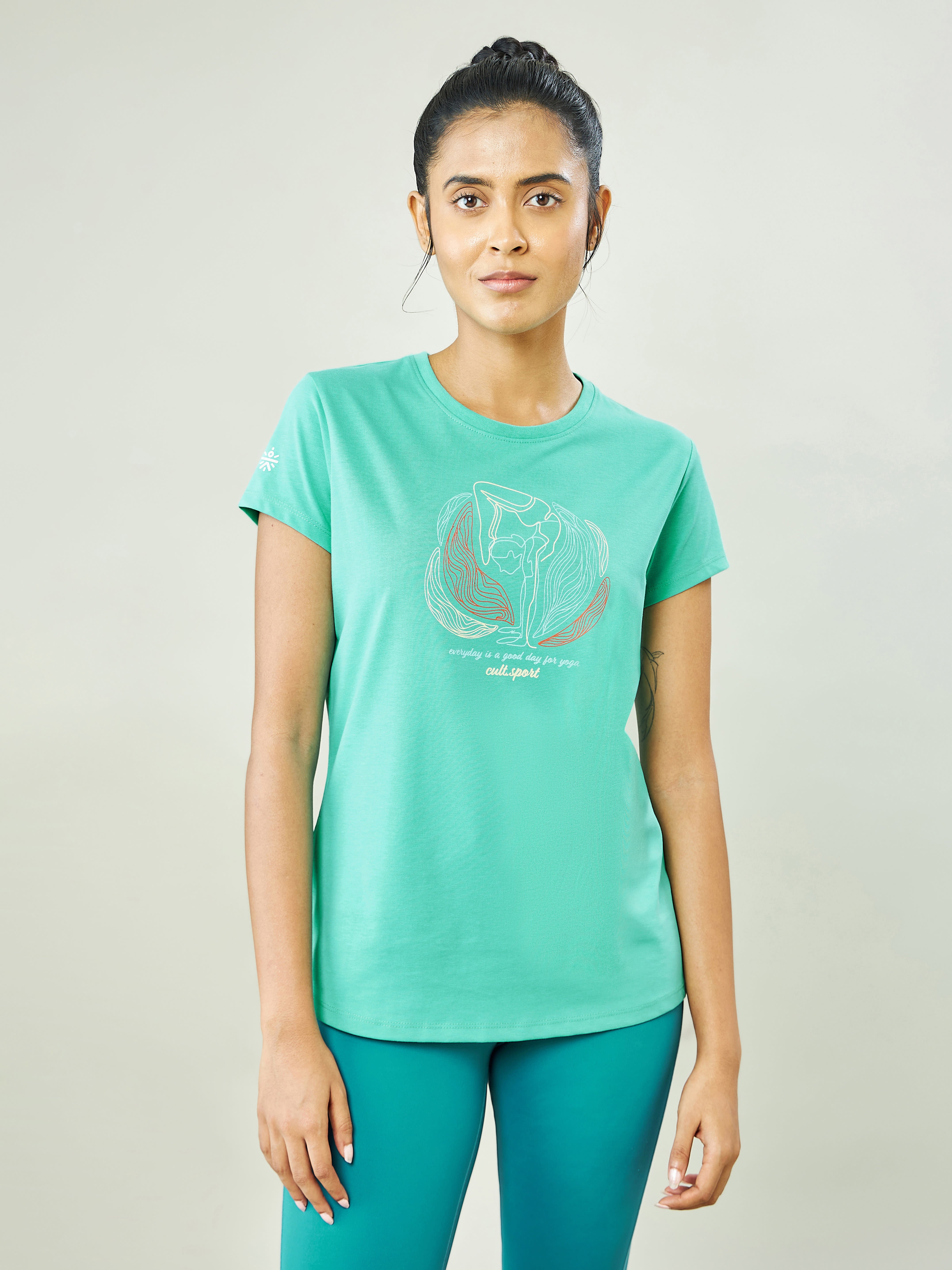 Graphic Print Yoga T-shirt