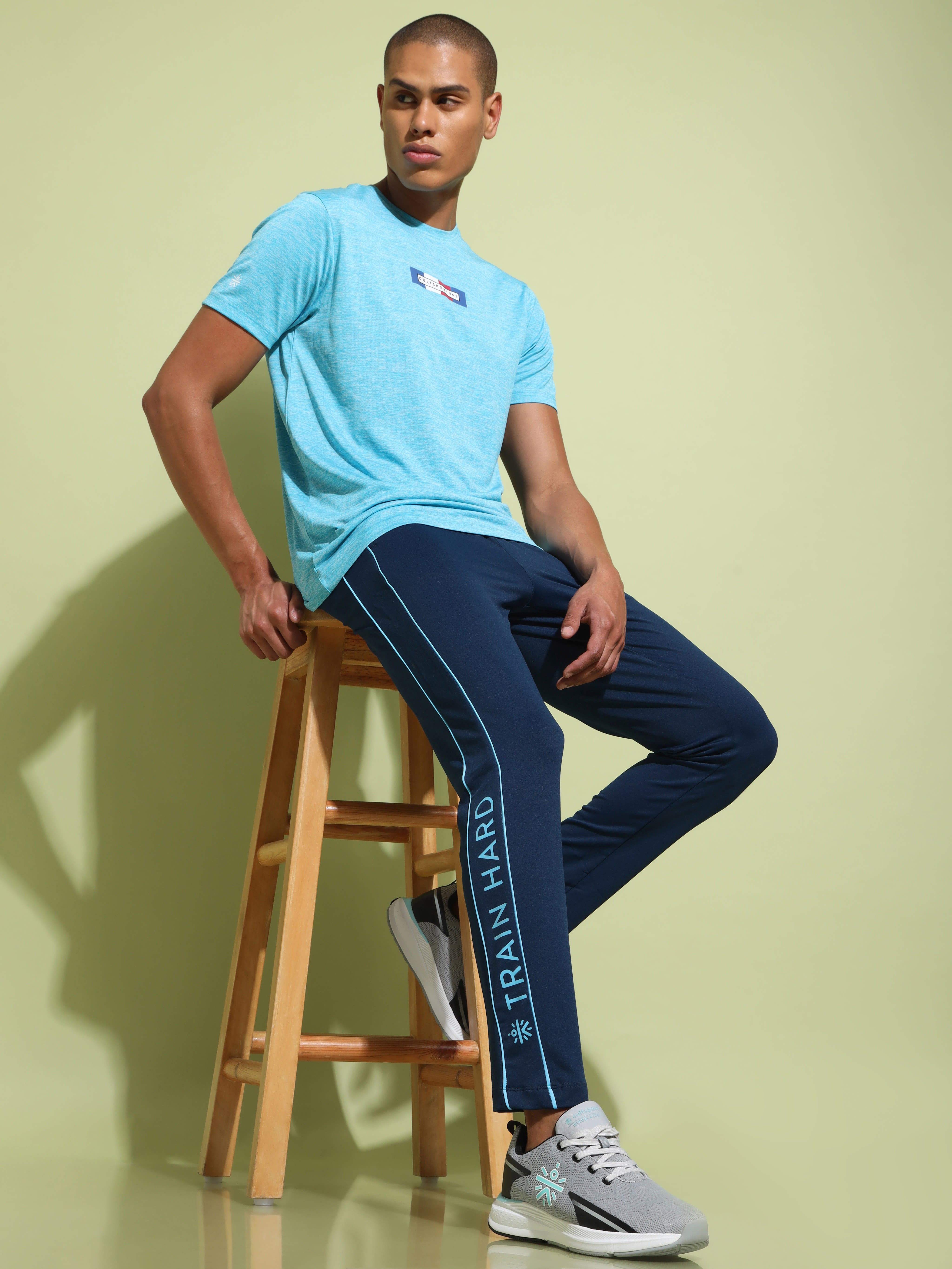 Active Trackpants with Contrast Piping