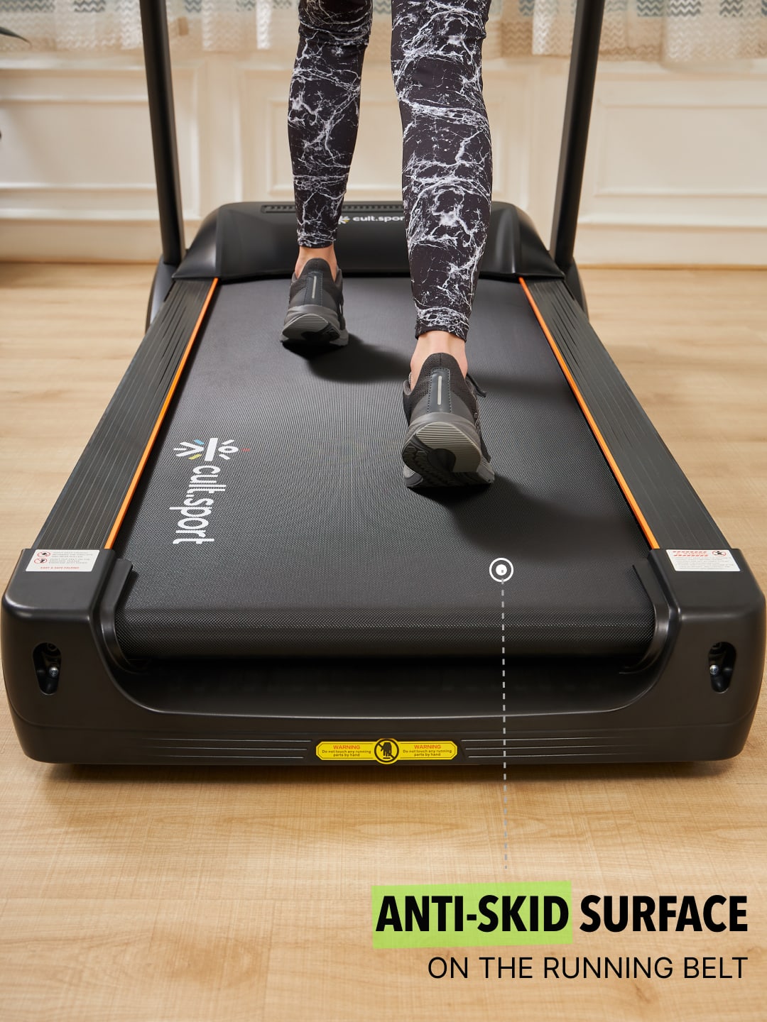 Smartrun Dallas 7 HP Peak Treadmill | 15-level Auto-Incline | Max Weight-150kg | Max Speed-20kmph (with 6 Months Extended Warranty)