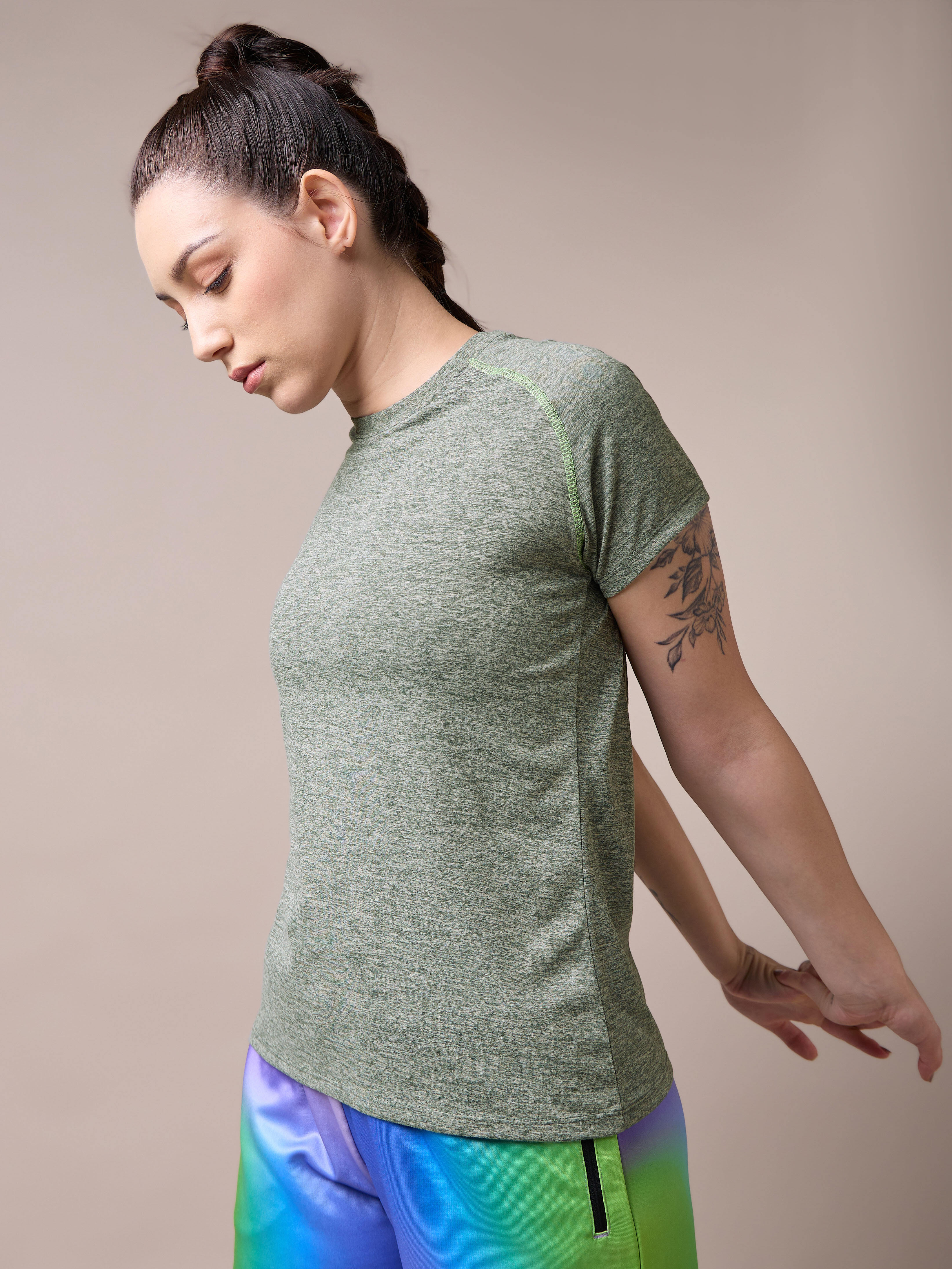 Women's Muscle Flex Olive Comfortech T-shirt