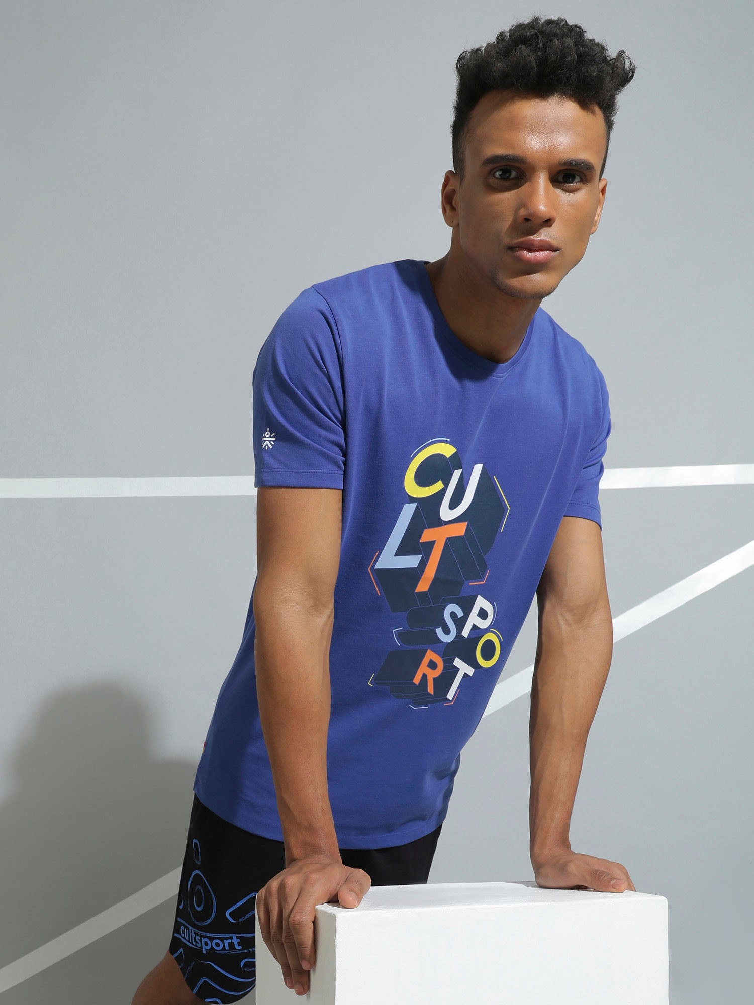 Isometric Logo Active T-shirt